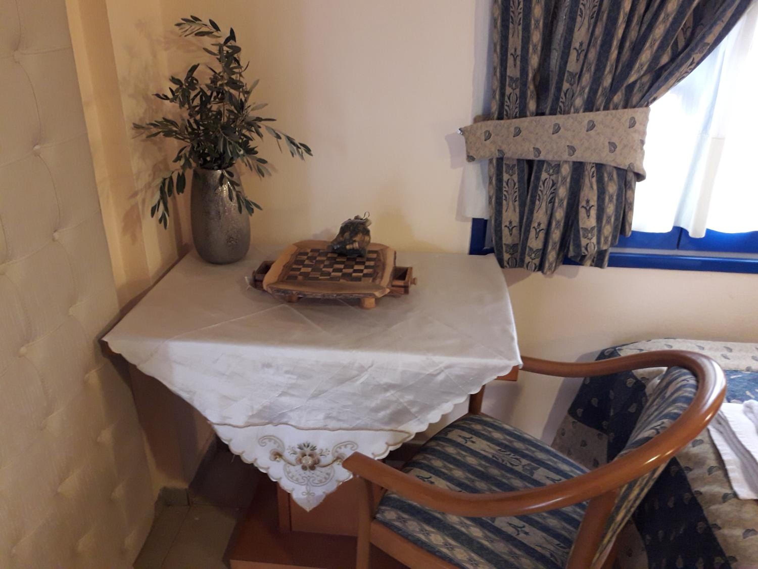 Double Room - Photo 2