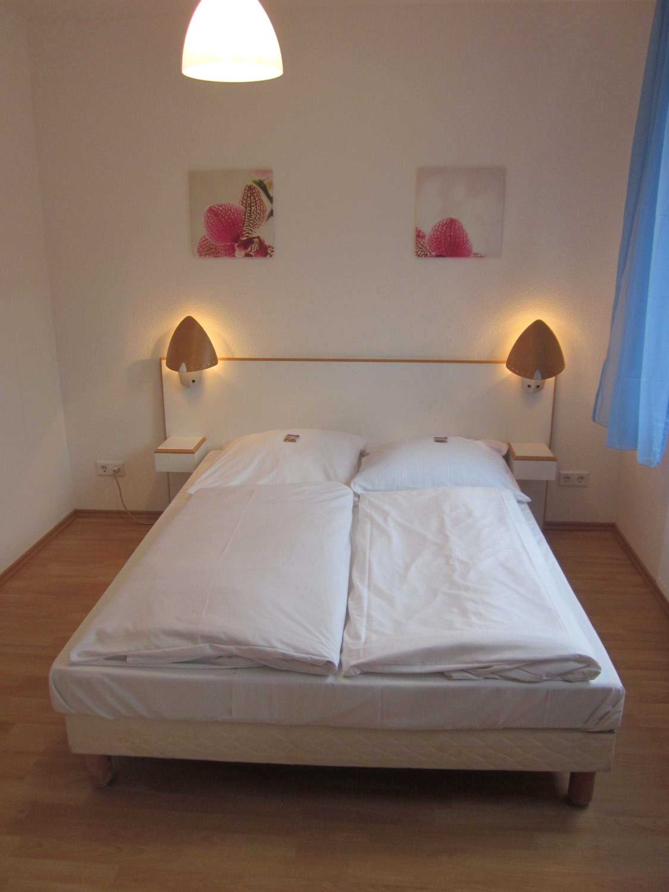 Suite - Photo 10