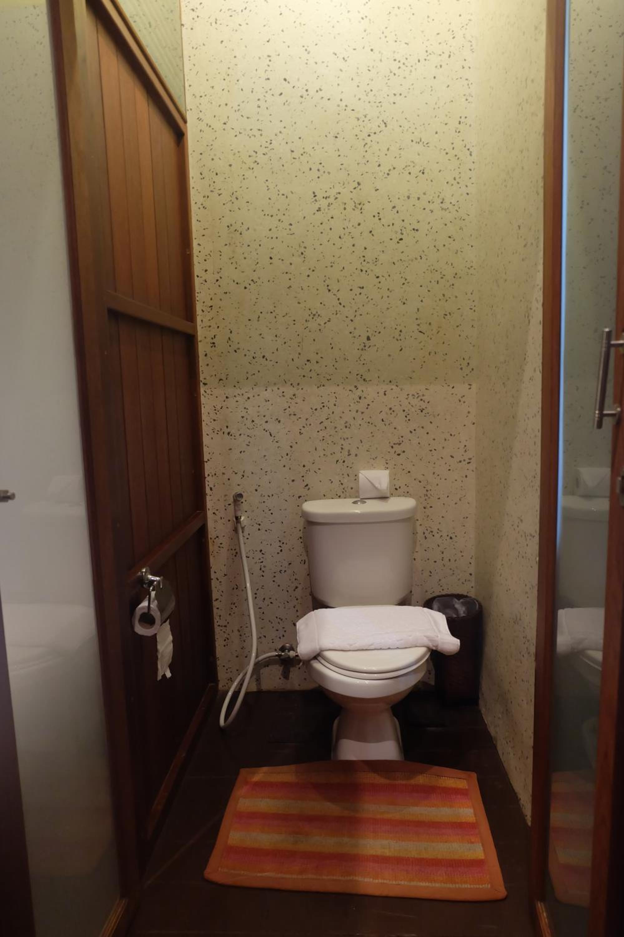 Standard Twin Room - Photo 3
