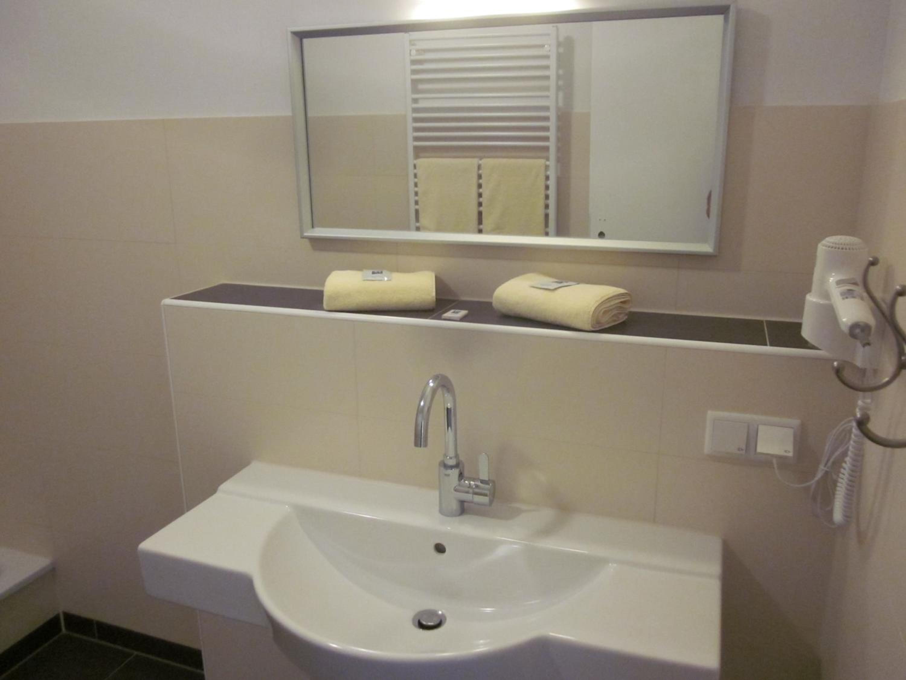 Big Apartment - Photo 3