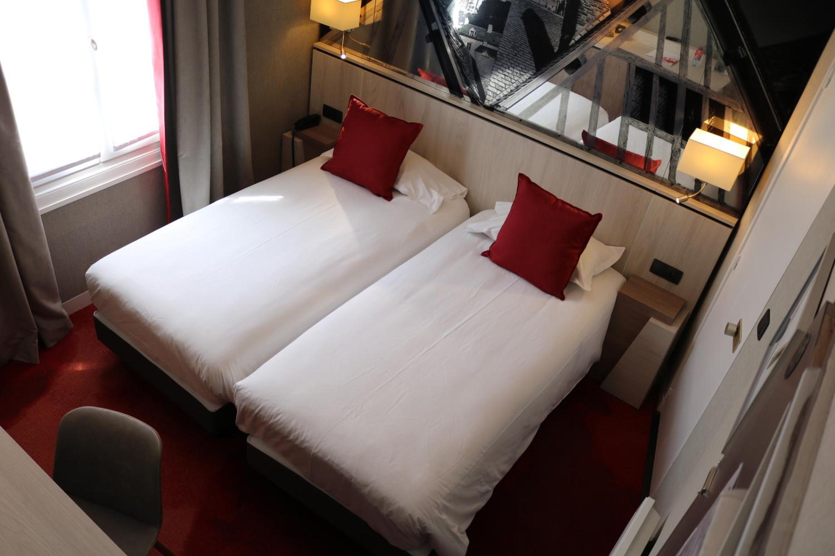 Double or Twin Room - Main Building