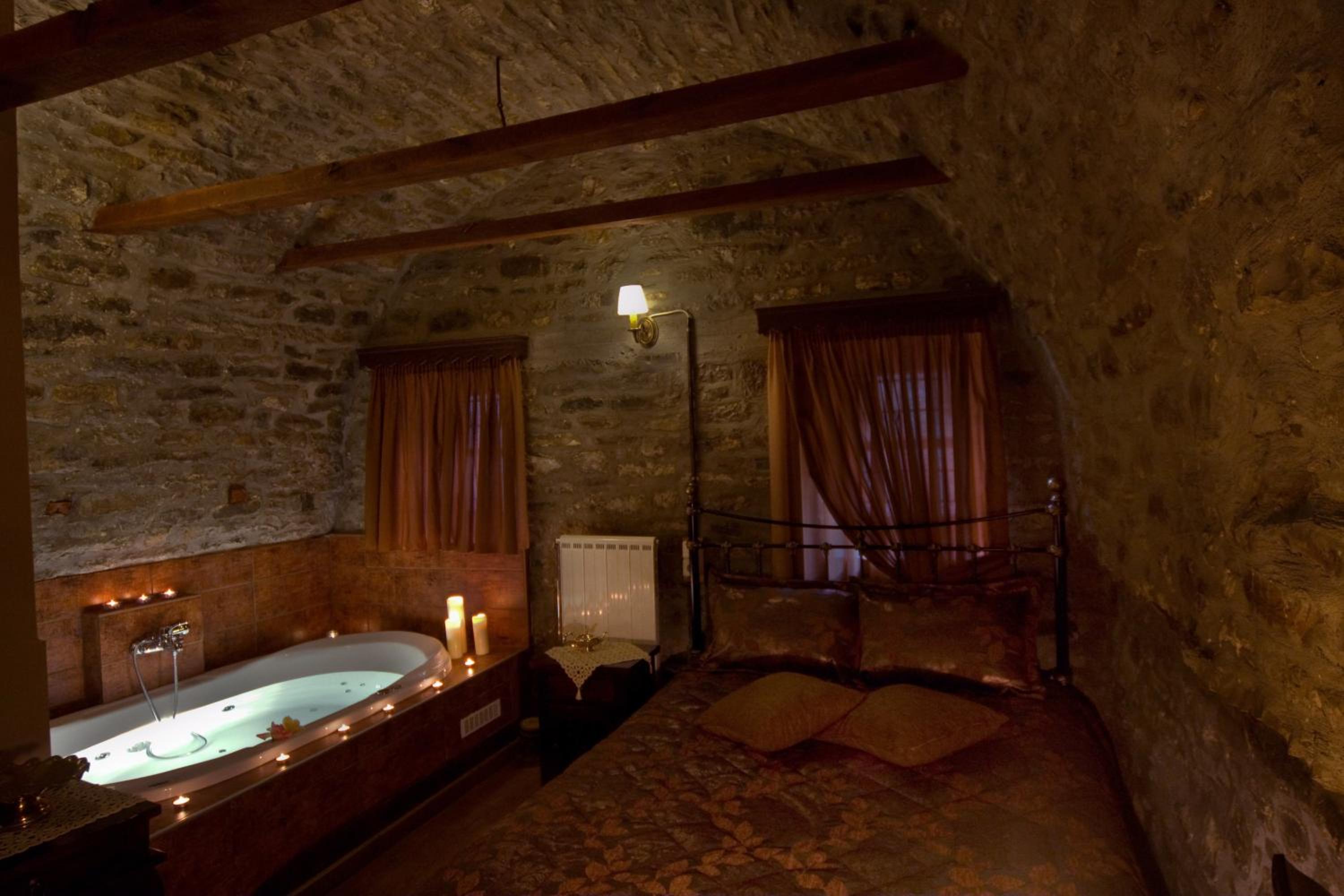 Double Room with Spa Bath