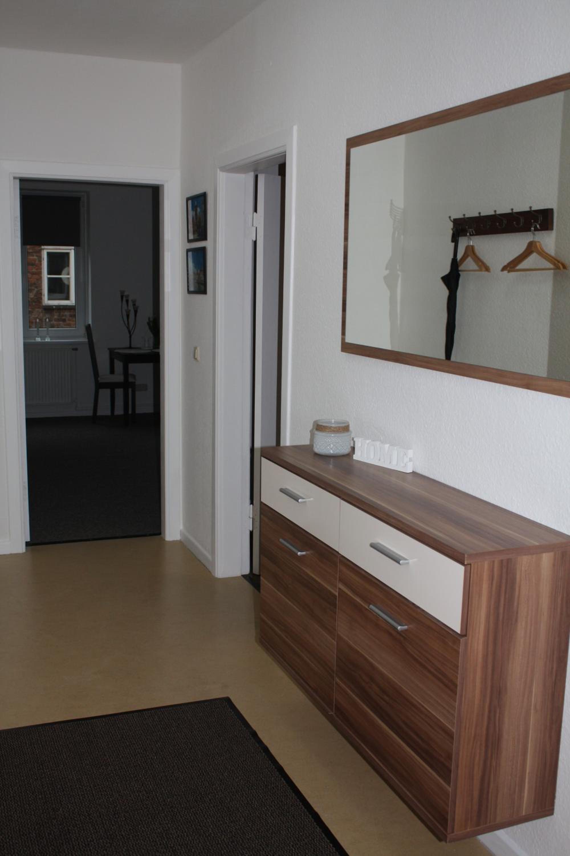 One-Bedroom Apartment - Photo 10
