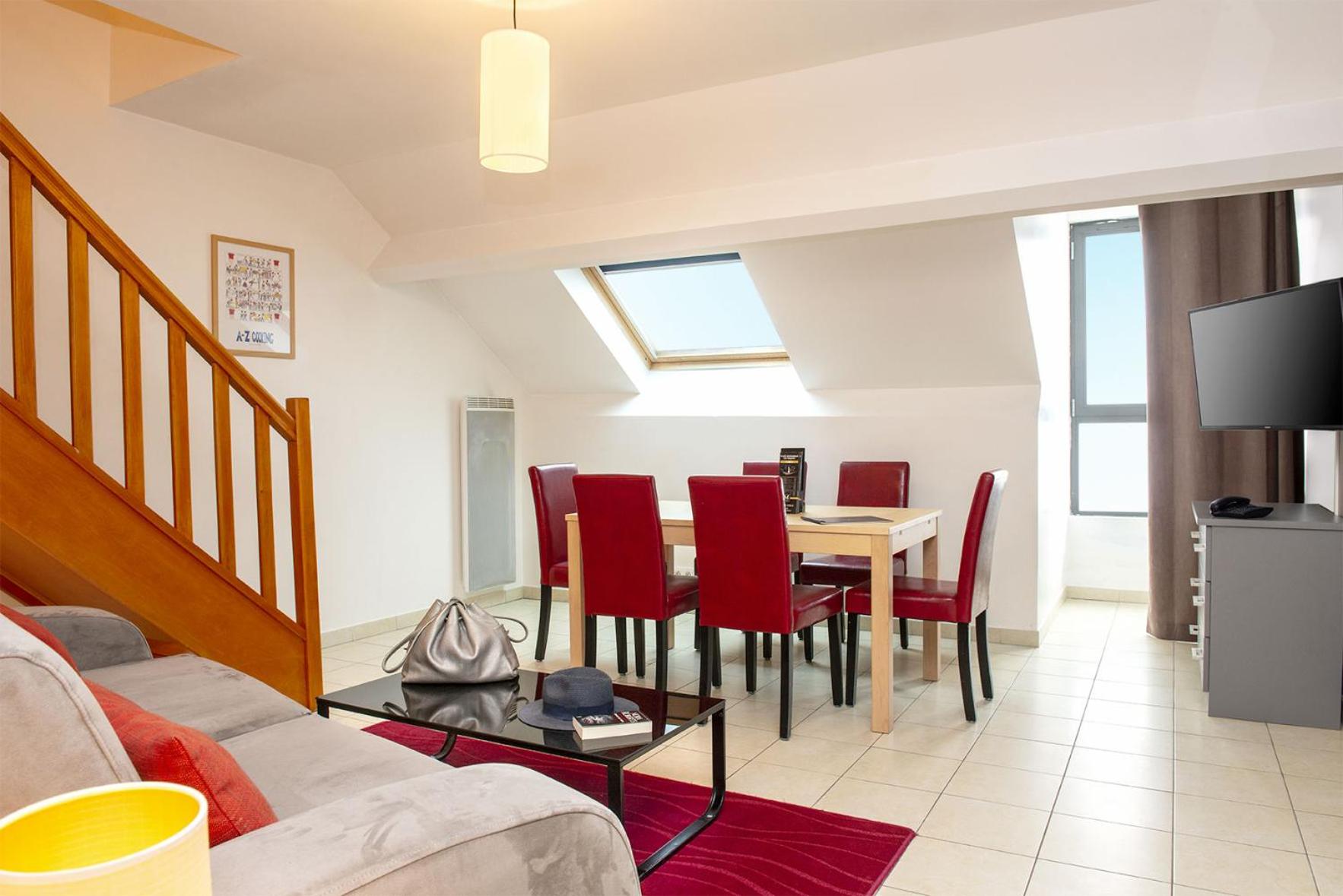 Family Apartment (2 Bedroom) photo 2