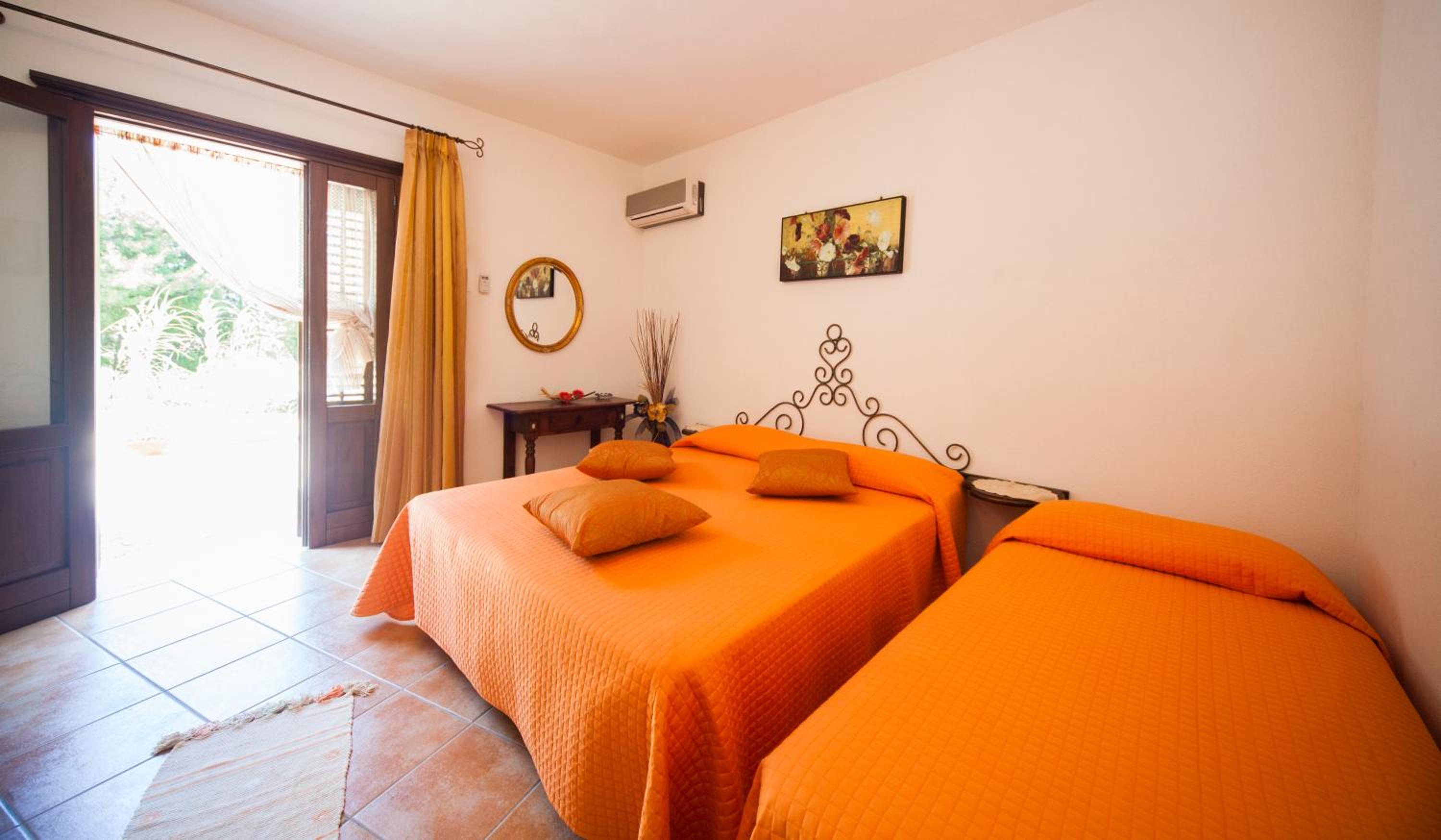 One-Bedroom House - Sea View