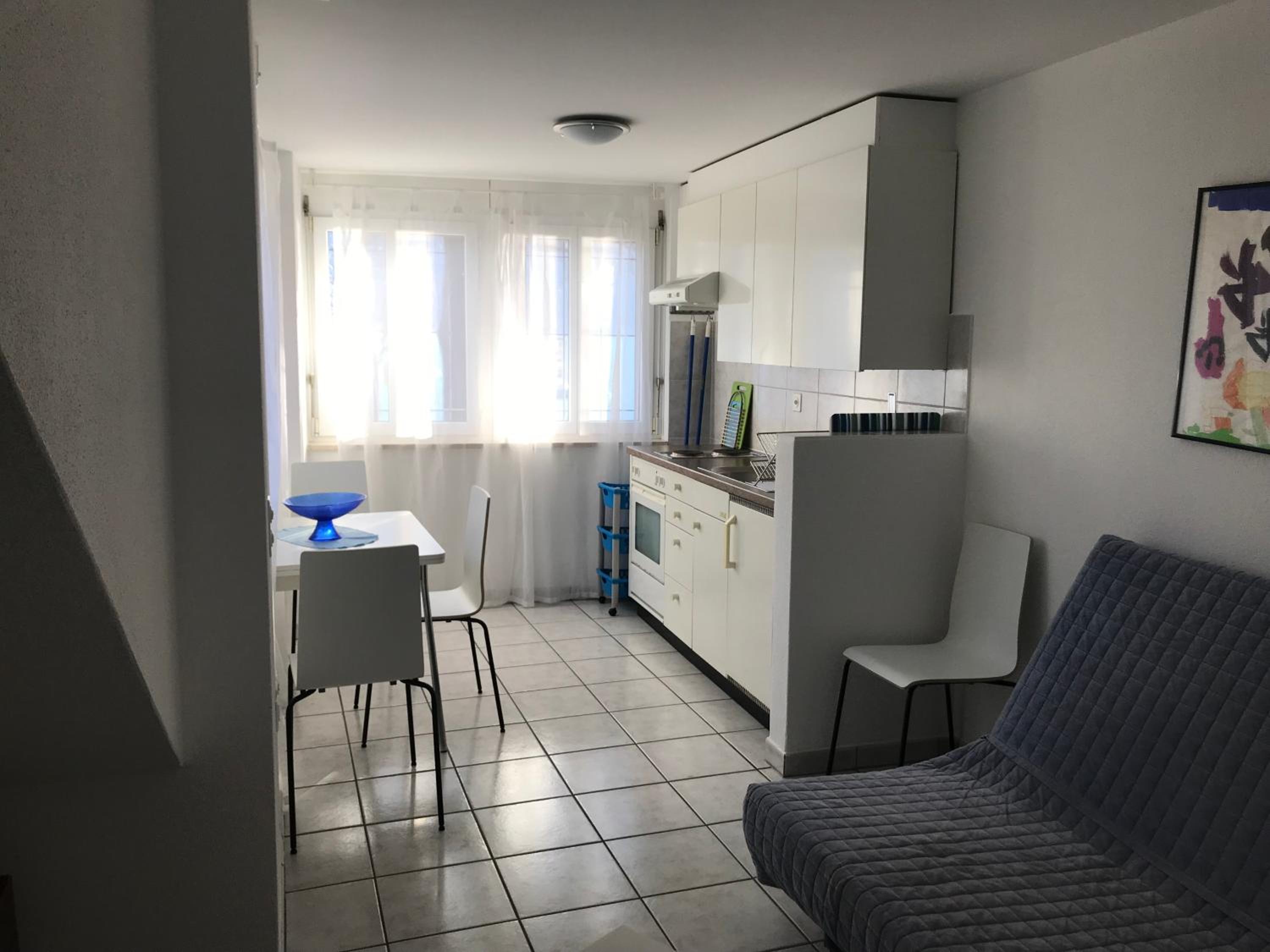 One-Bedroom Apartment photo 2