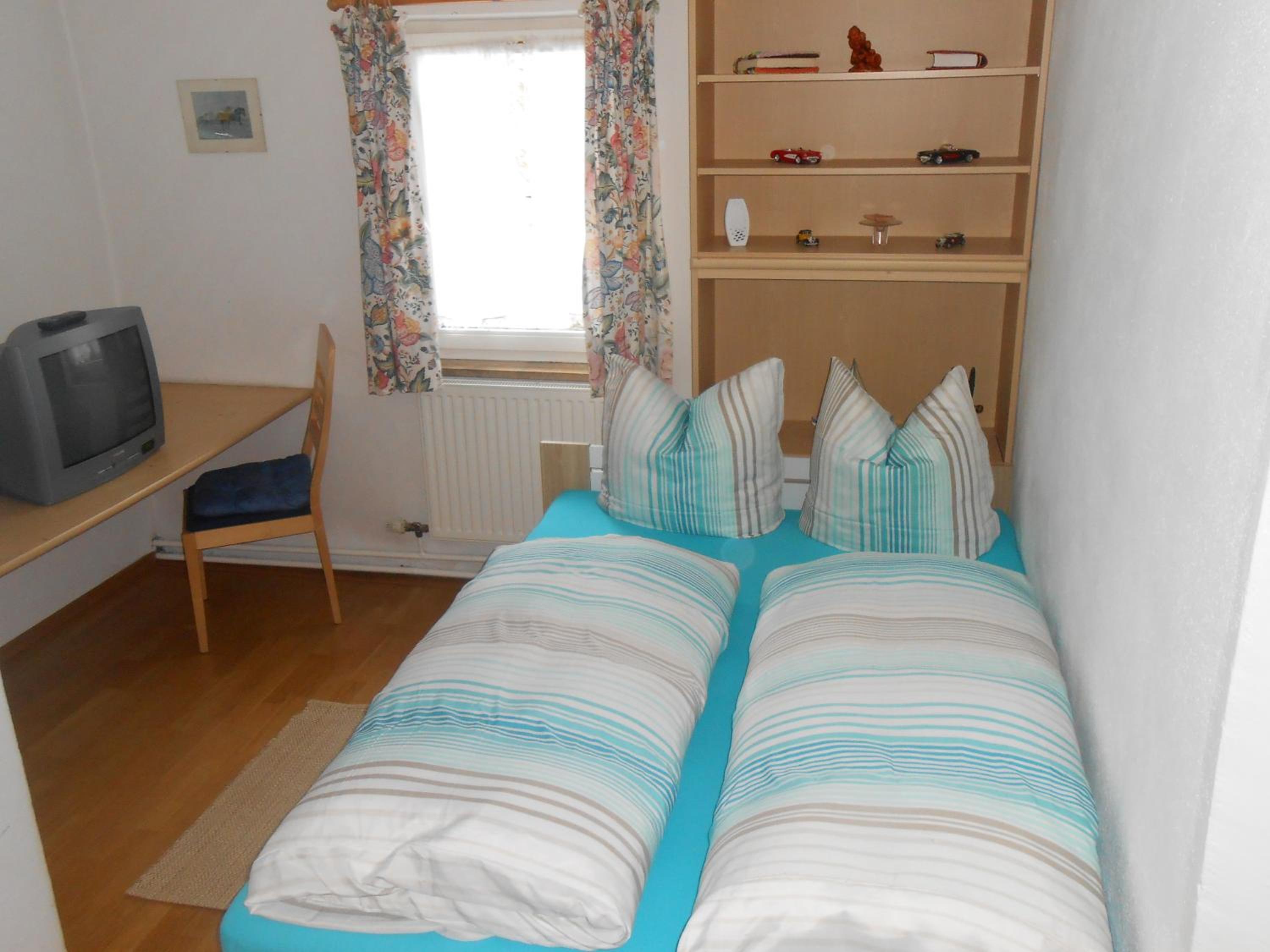 Standard Family Room - Photo 2