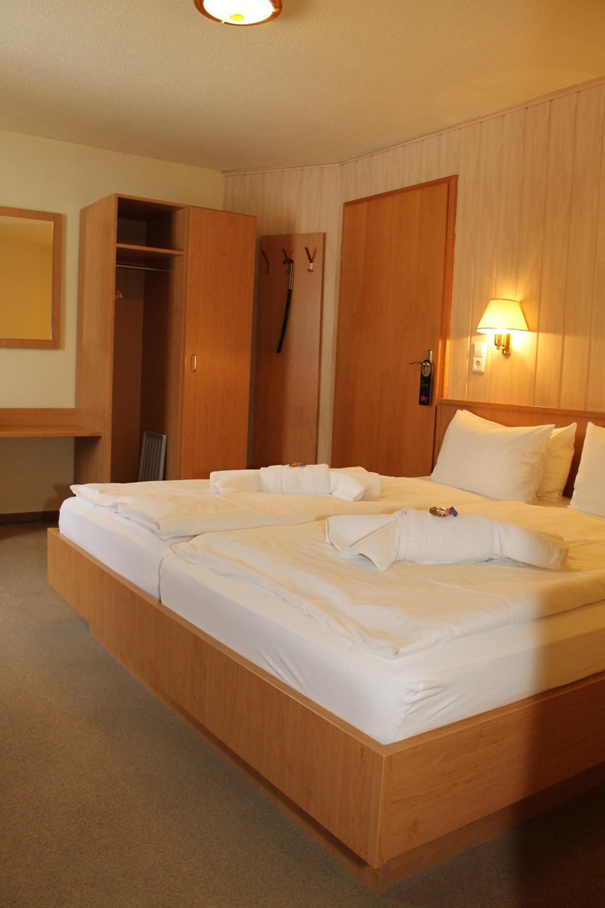 Double Room - Photo 4