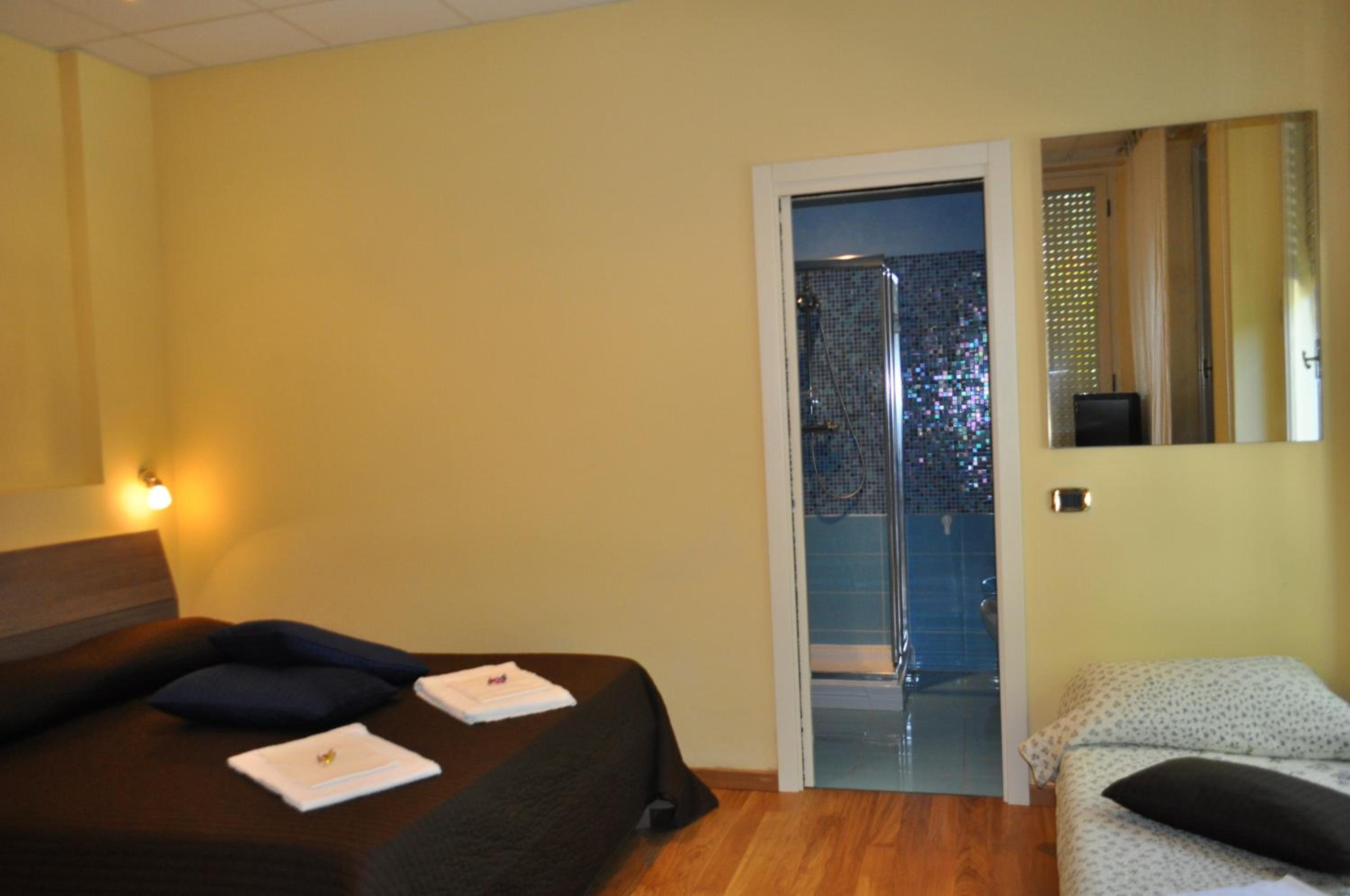 Triple Room photo 2
