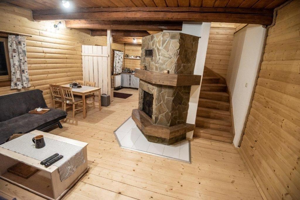 Apartment with Mountain View photo 1