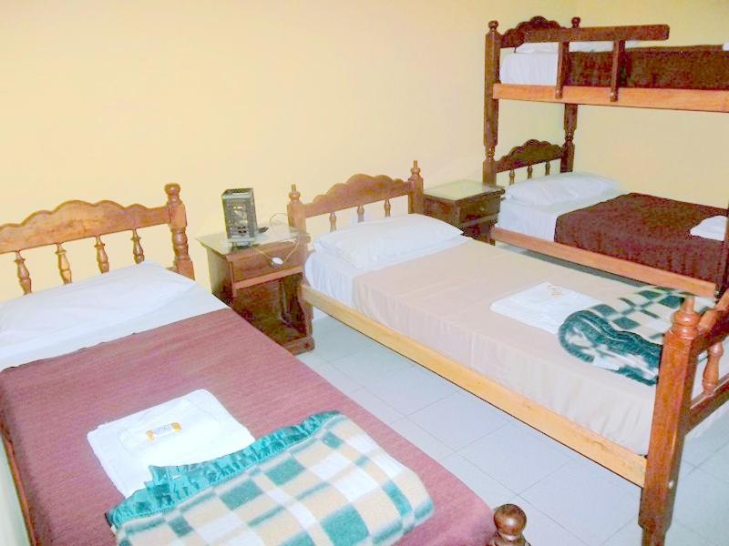 Quadruple Room with Private Bathroom photo 2