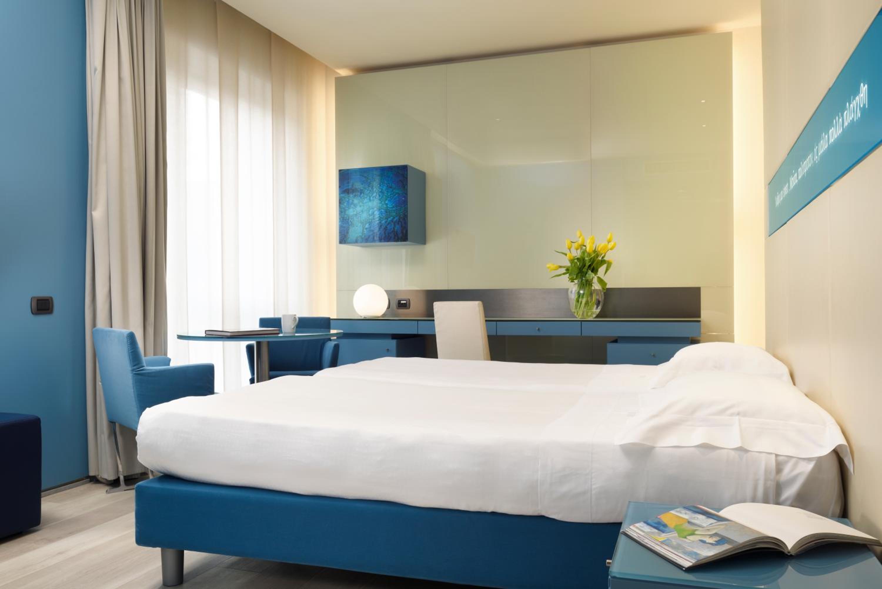 Superior Twin Room With Rollaway Bed