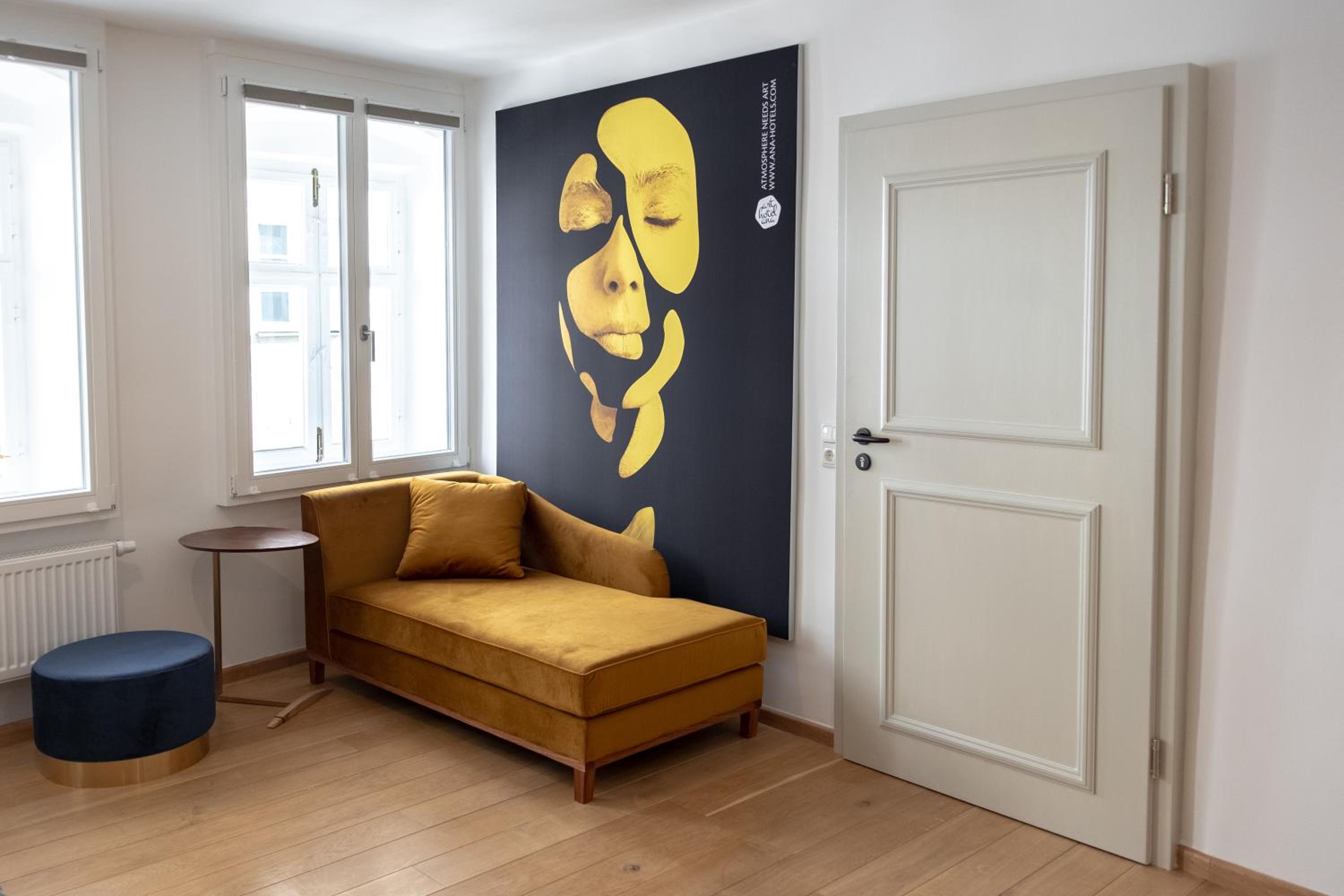 Double Room - Photo 7