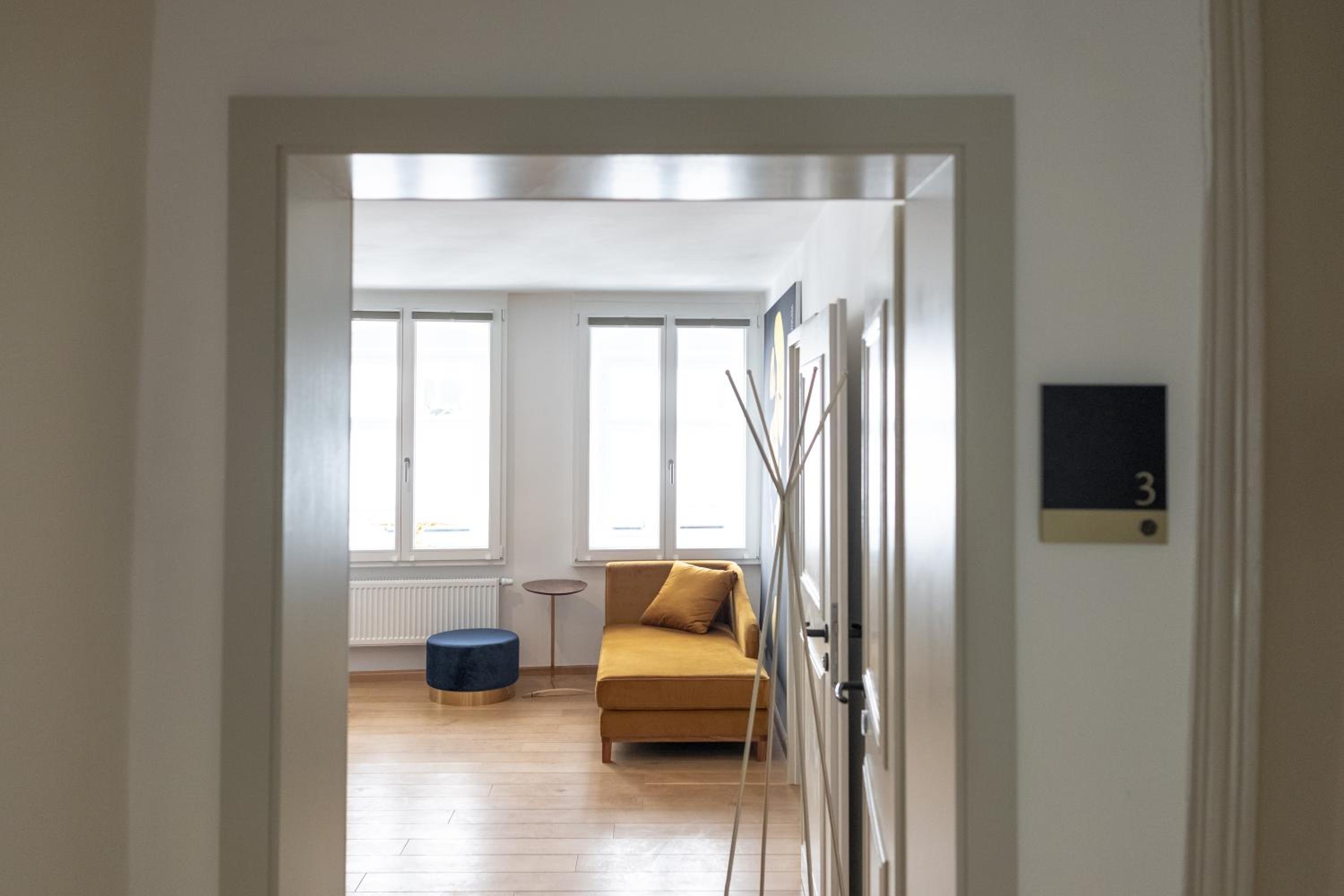 Apartment - Photo 2