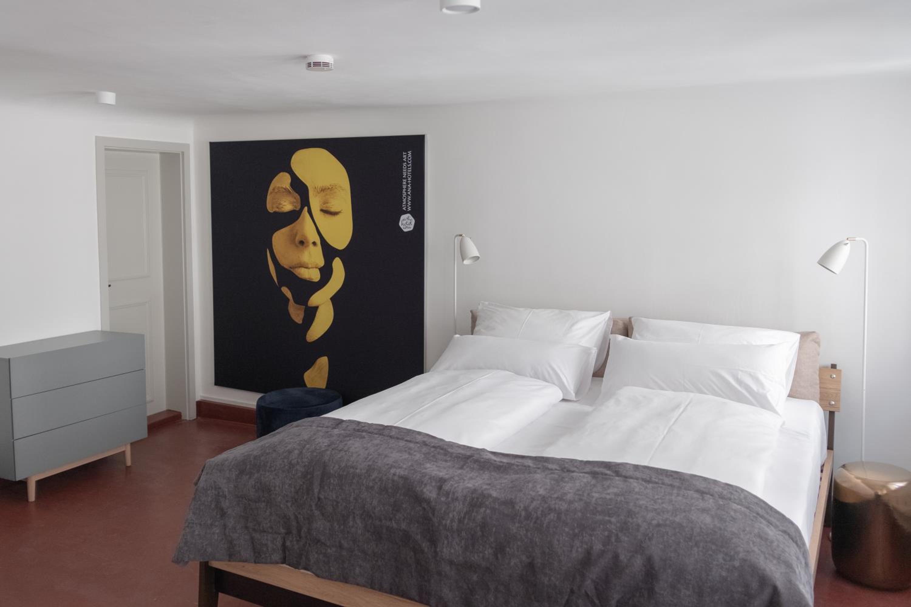 Double Room - Photo 11