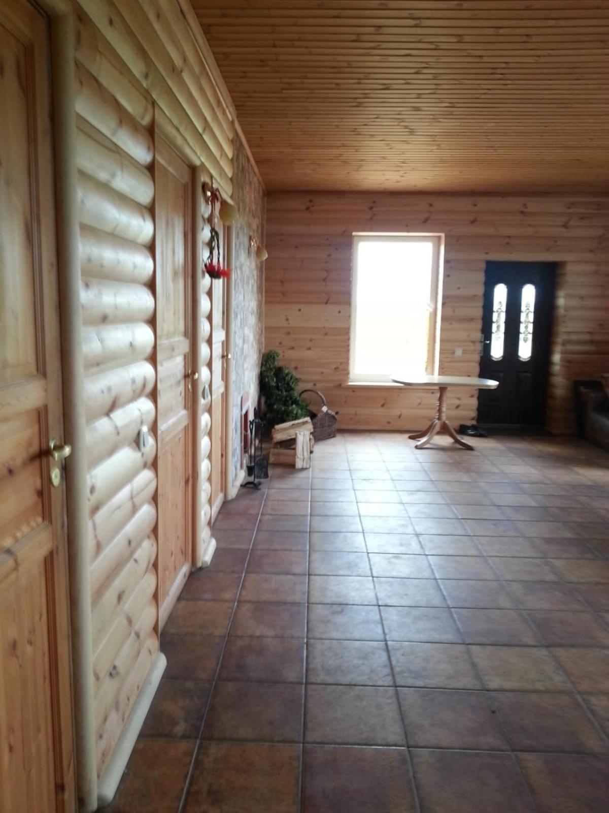 Six-Bedroom House - Photo 22