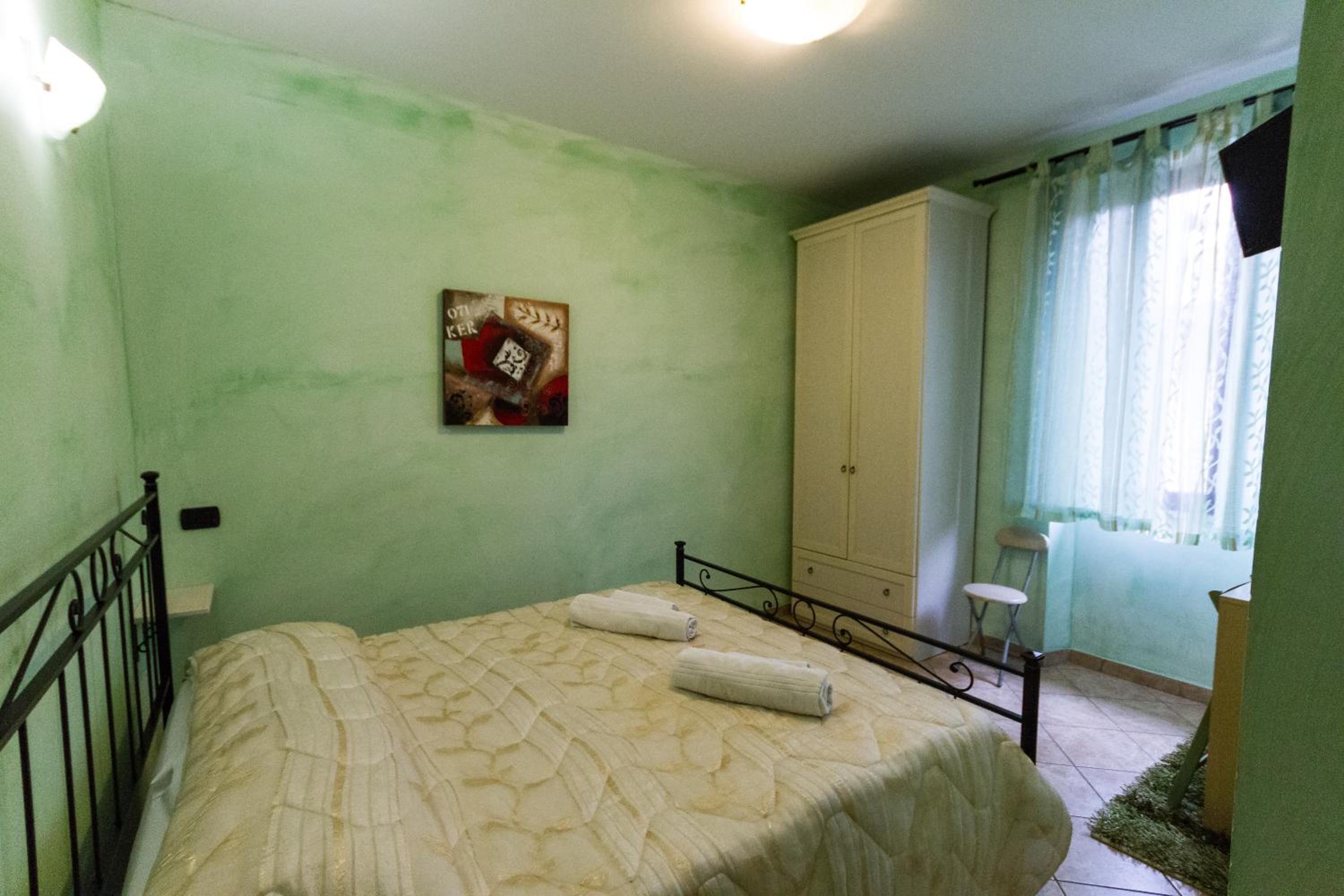 Standard Double Room photo 3