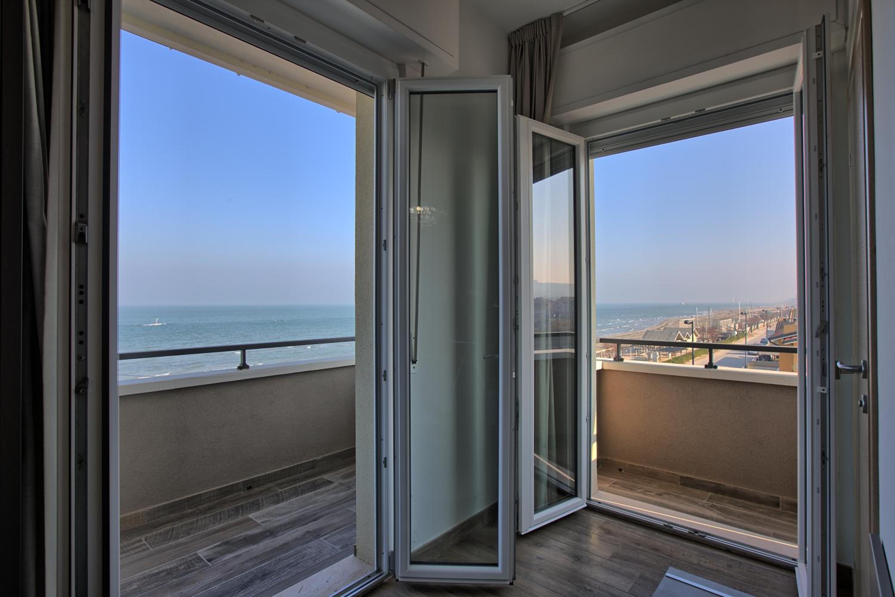 Deluxe Double Room with Sea View