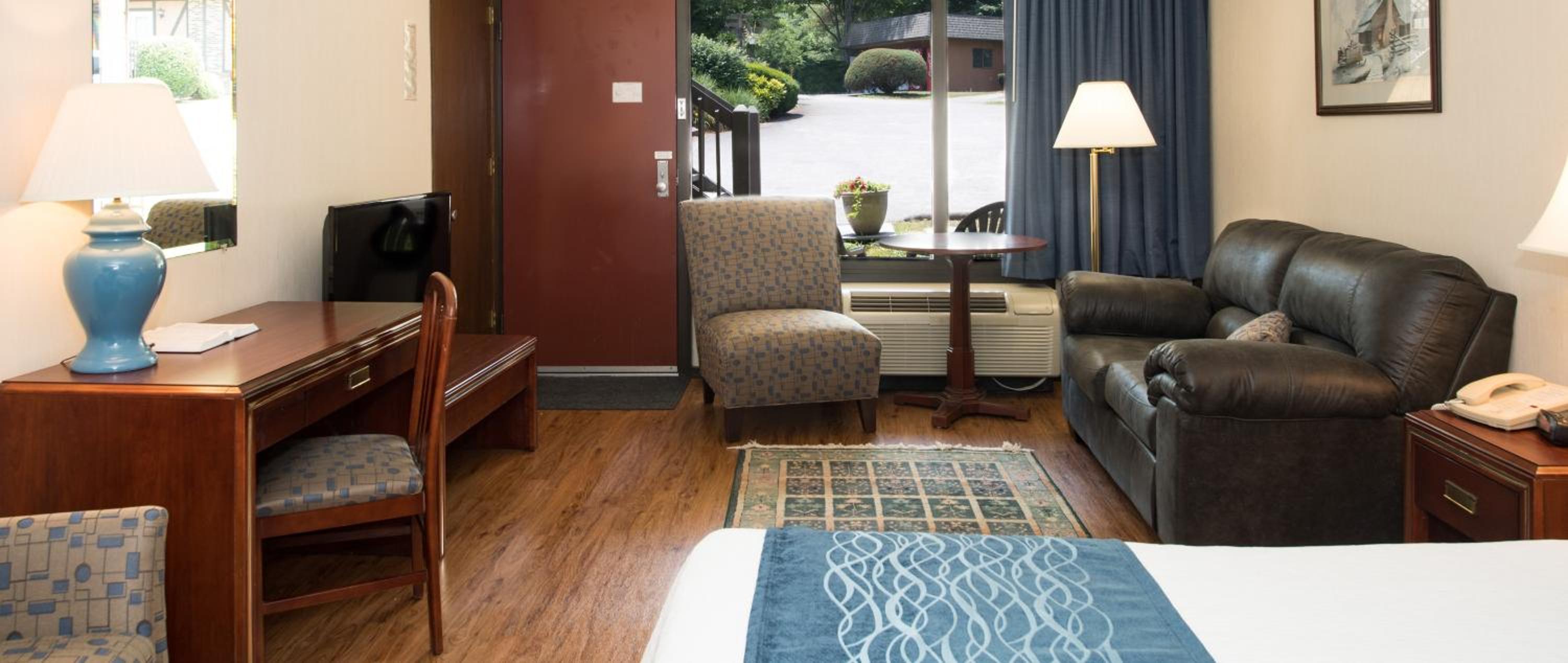 Deluxe Queen Room - Photo 2