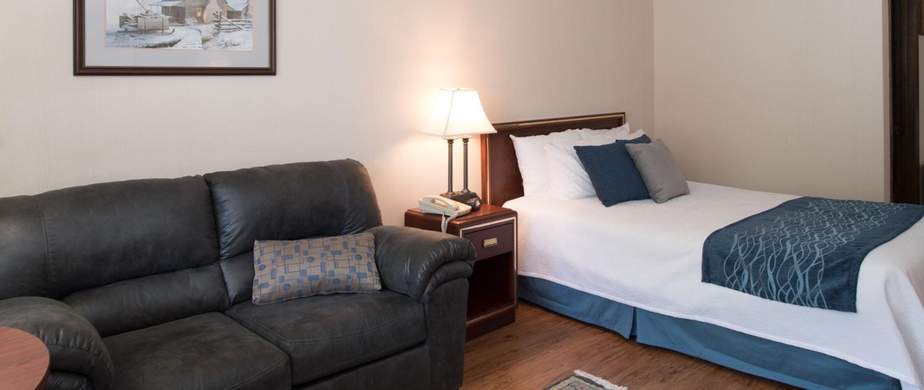 Deluxe Queen Room - Photo 4