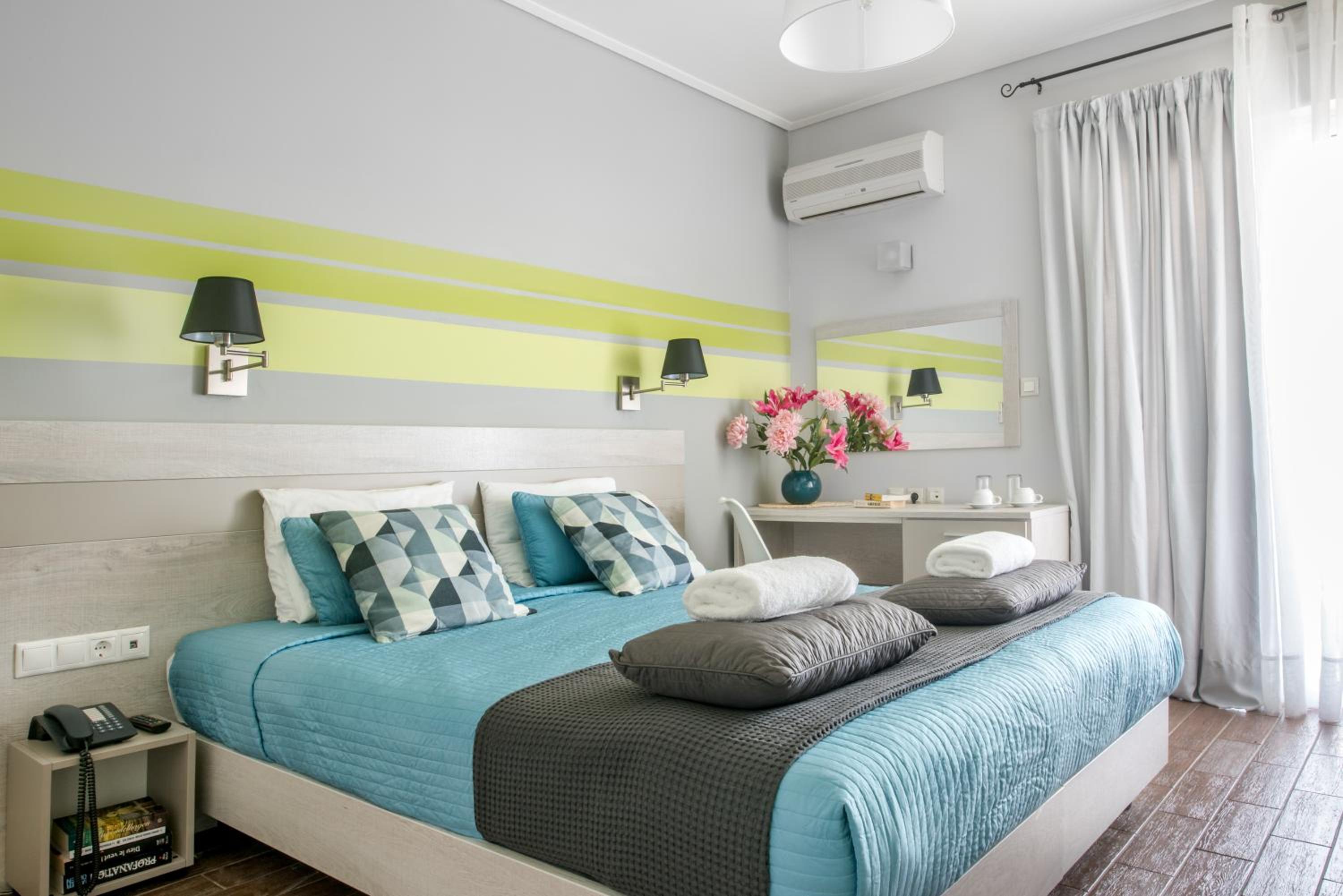Superior Double Room with Sea View - Photo 1