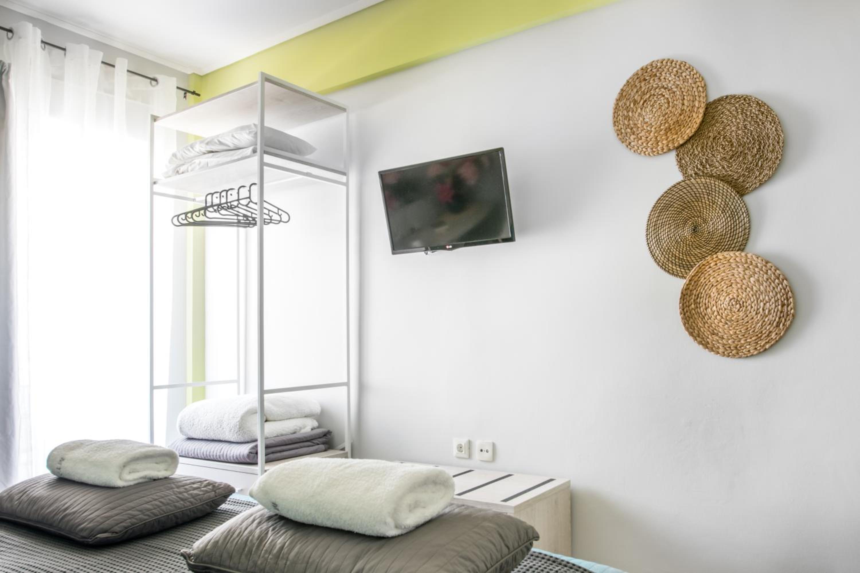Superior Double Room with Sea View - Photo 10