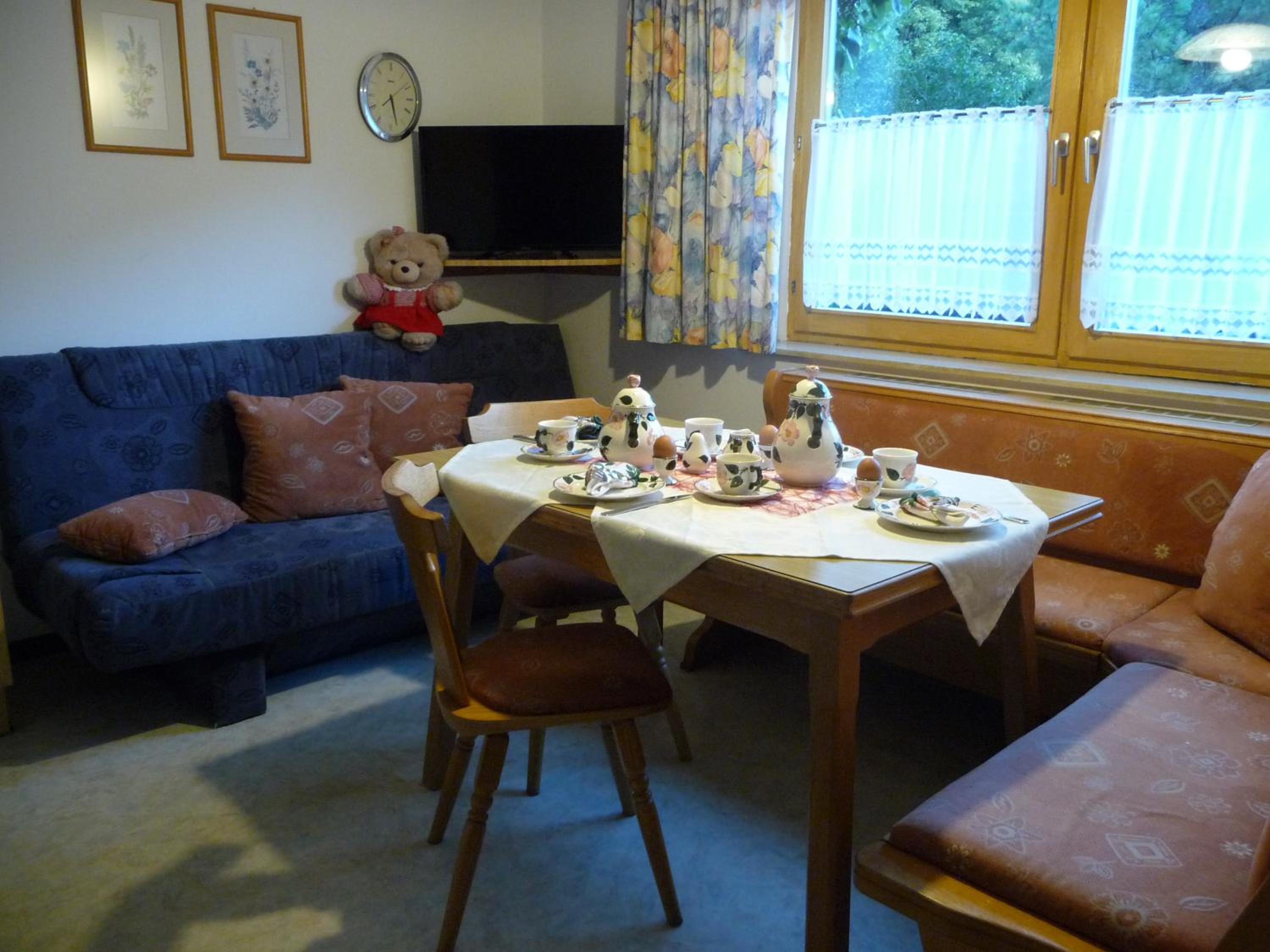 Two-Bedroom Apartment with Terrace photo 3