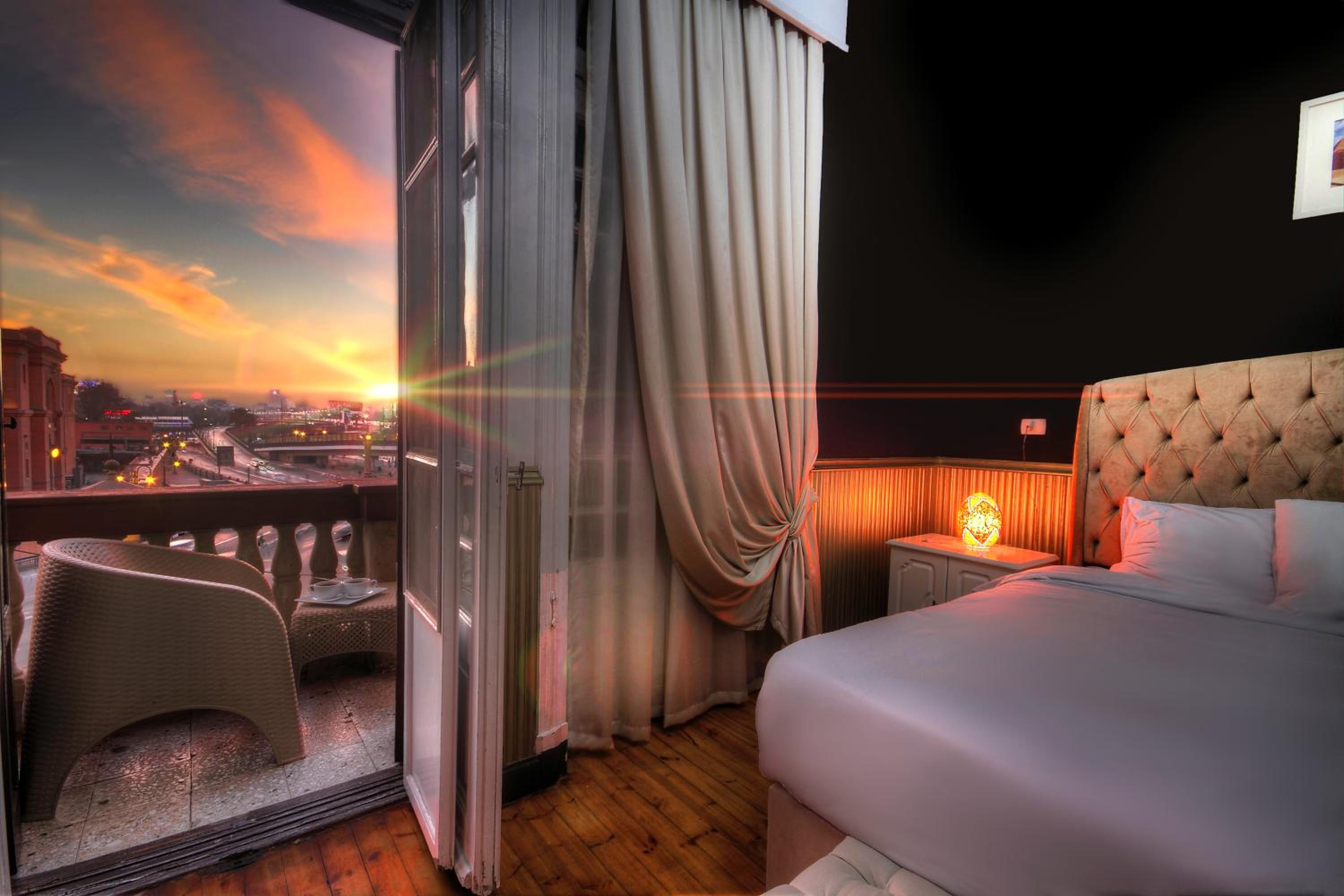 King Room with Balcony photo 3
