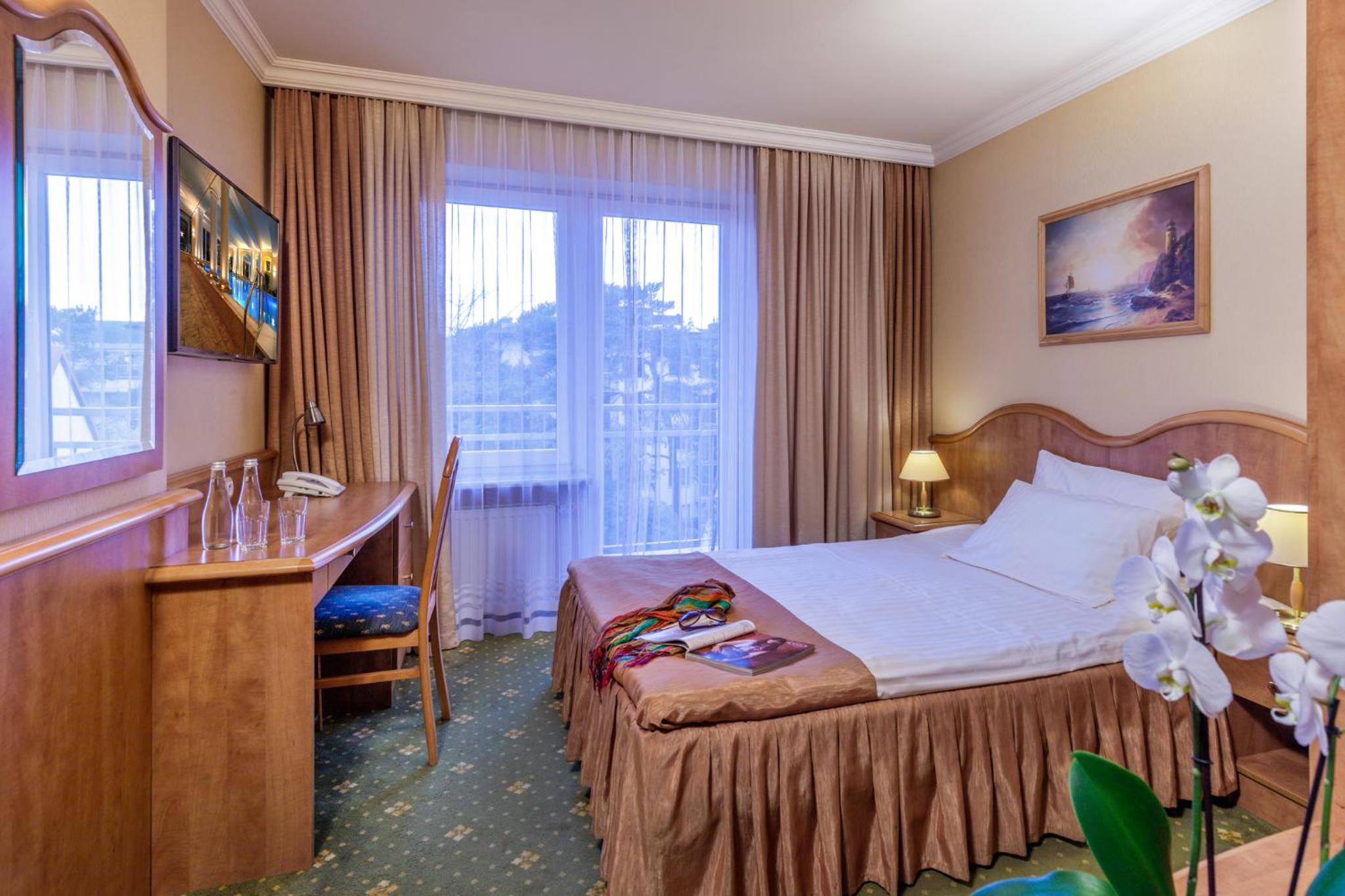 Single Room with Balcony - Therapeutic Package photo 1