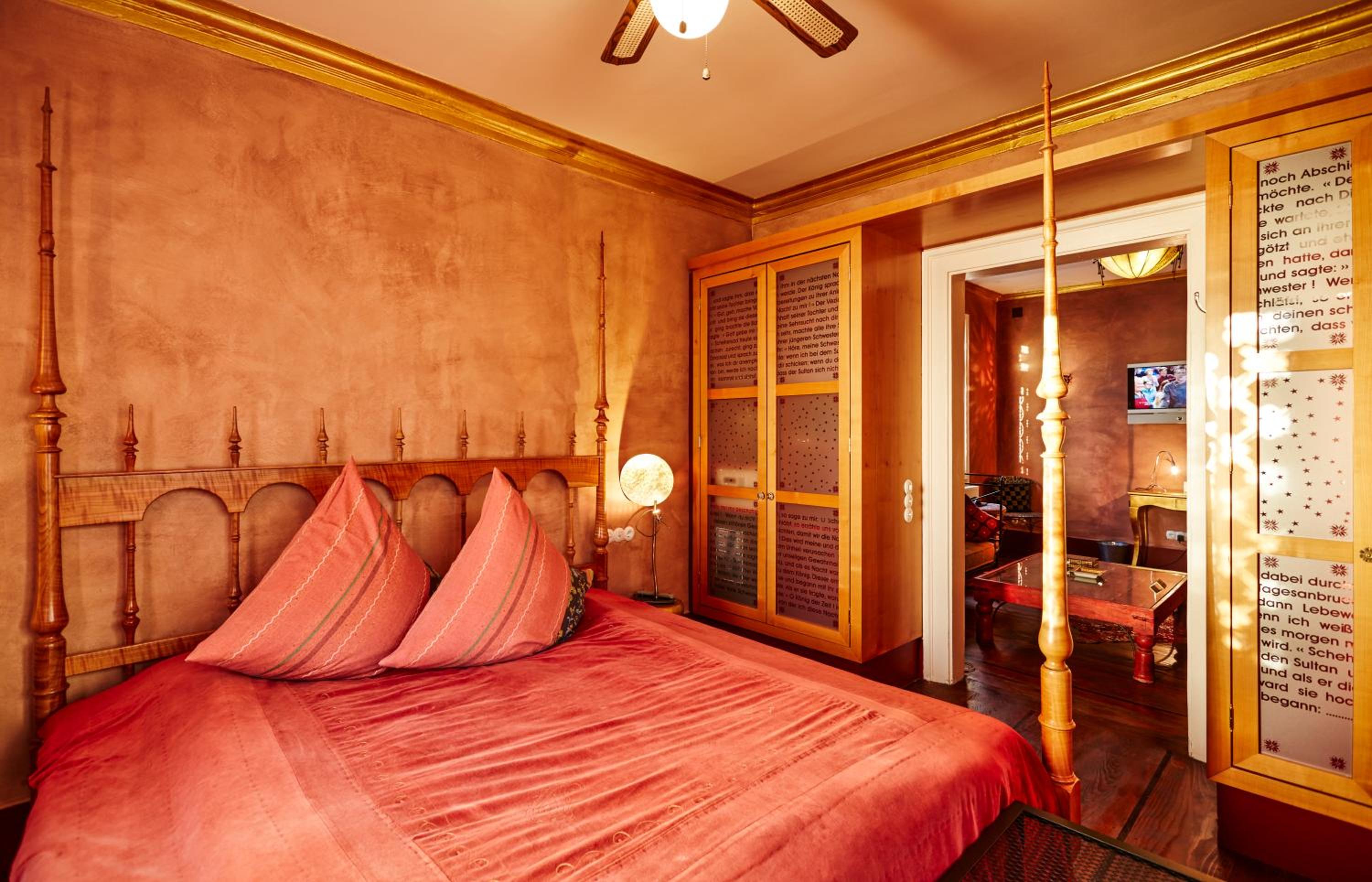 Standard Suite - Photo 1