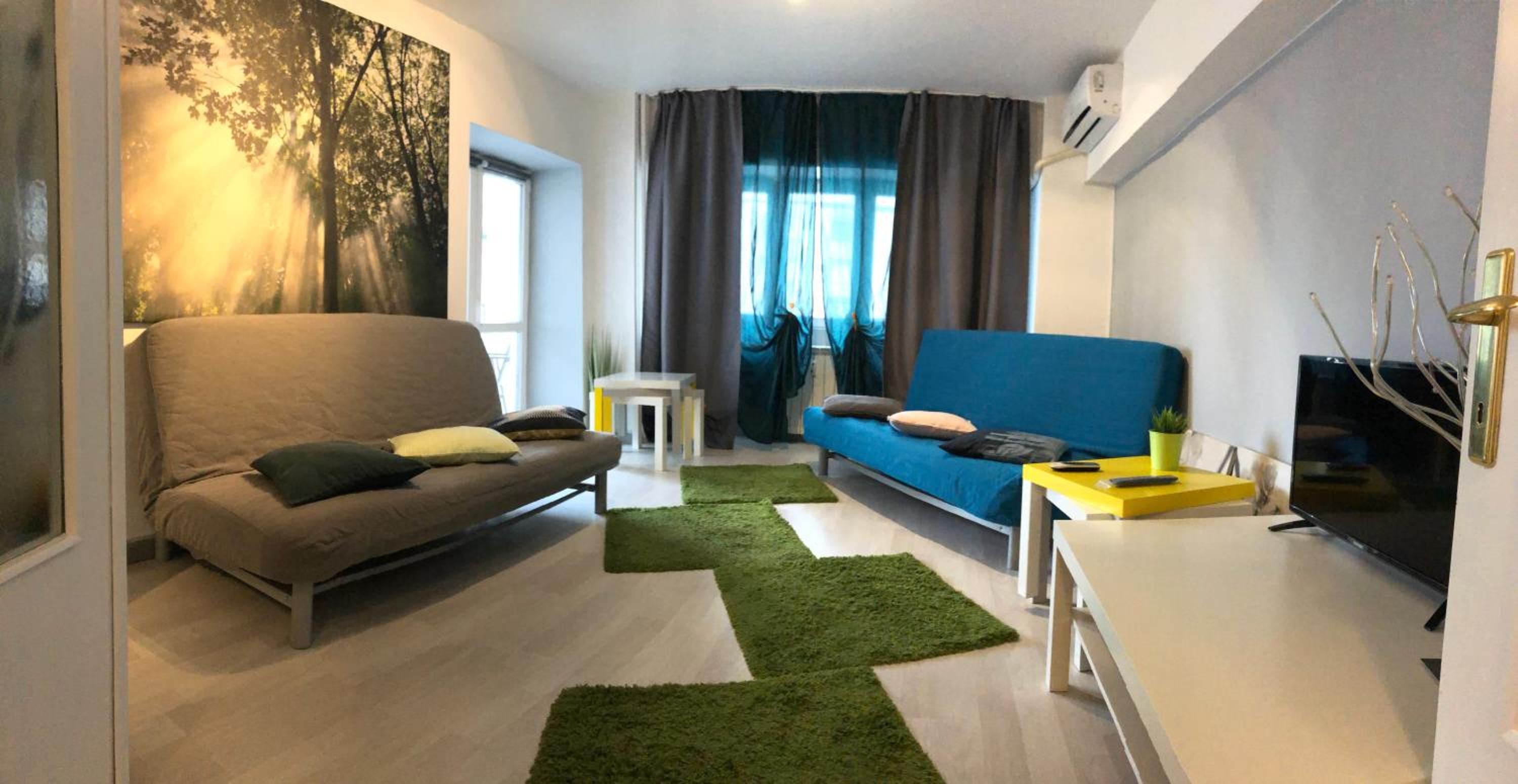 Apartment with Terrace - Photo 12