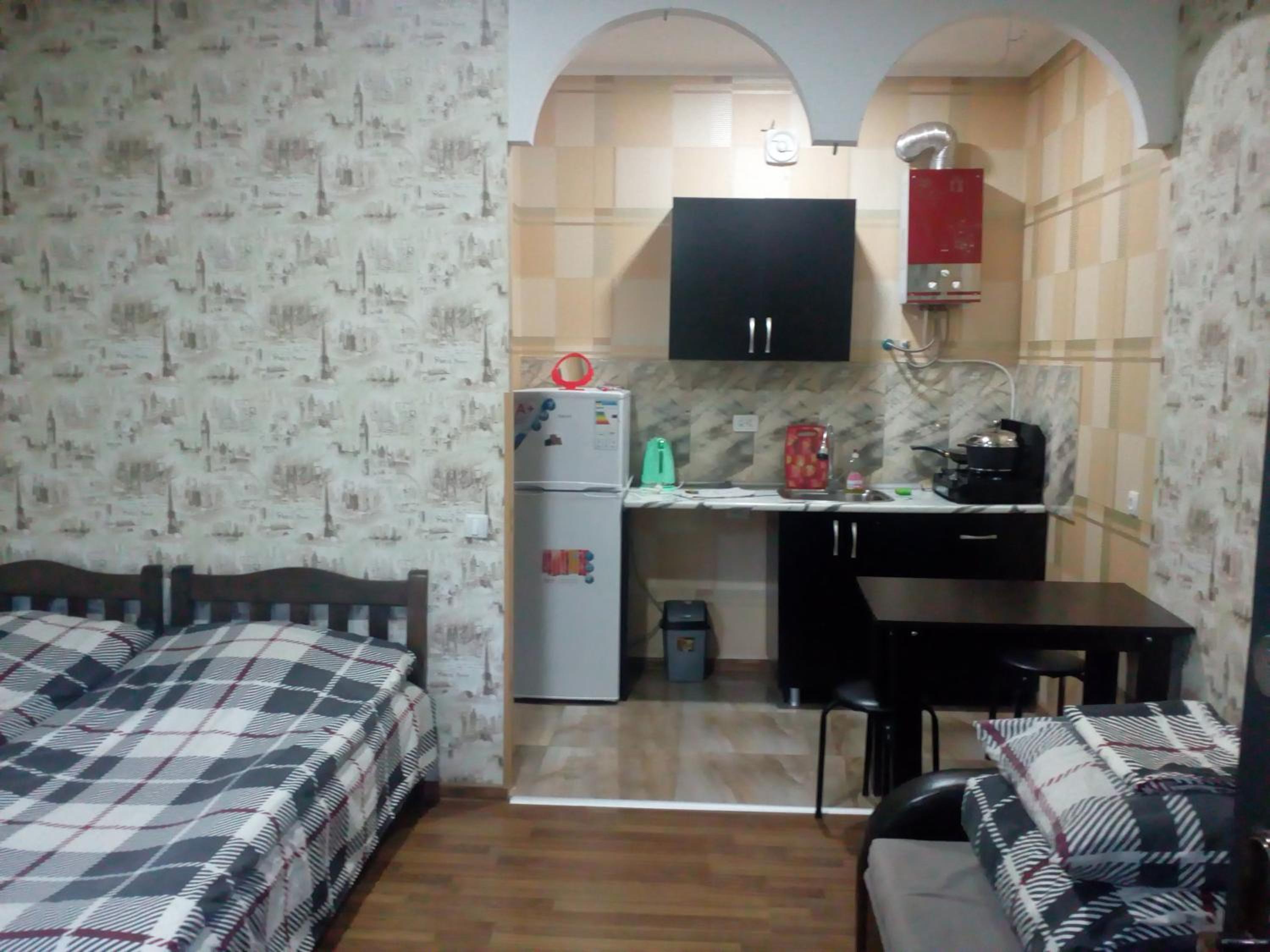 Apartment with Balcony photo 3