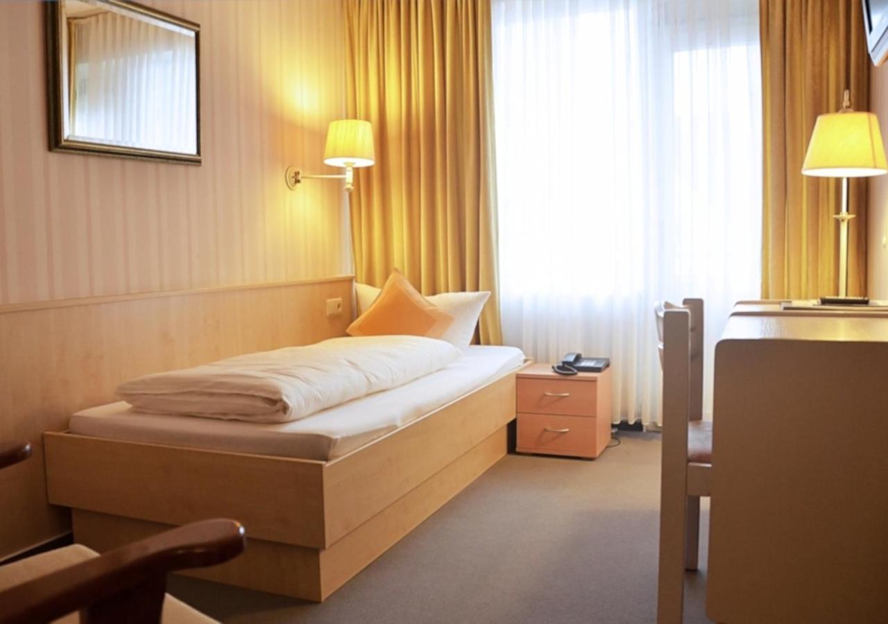 Single Room with Balcony photo 3