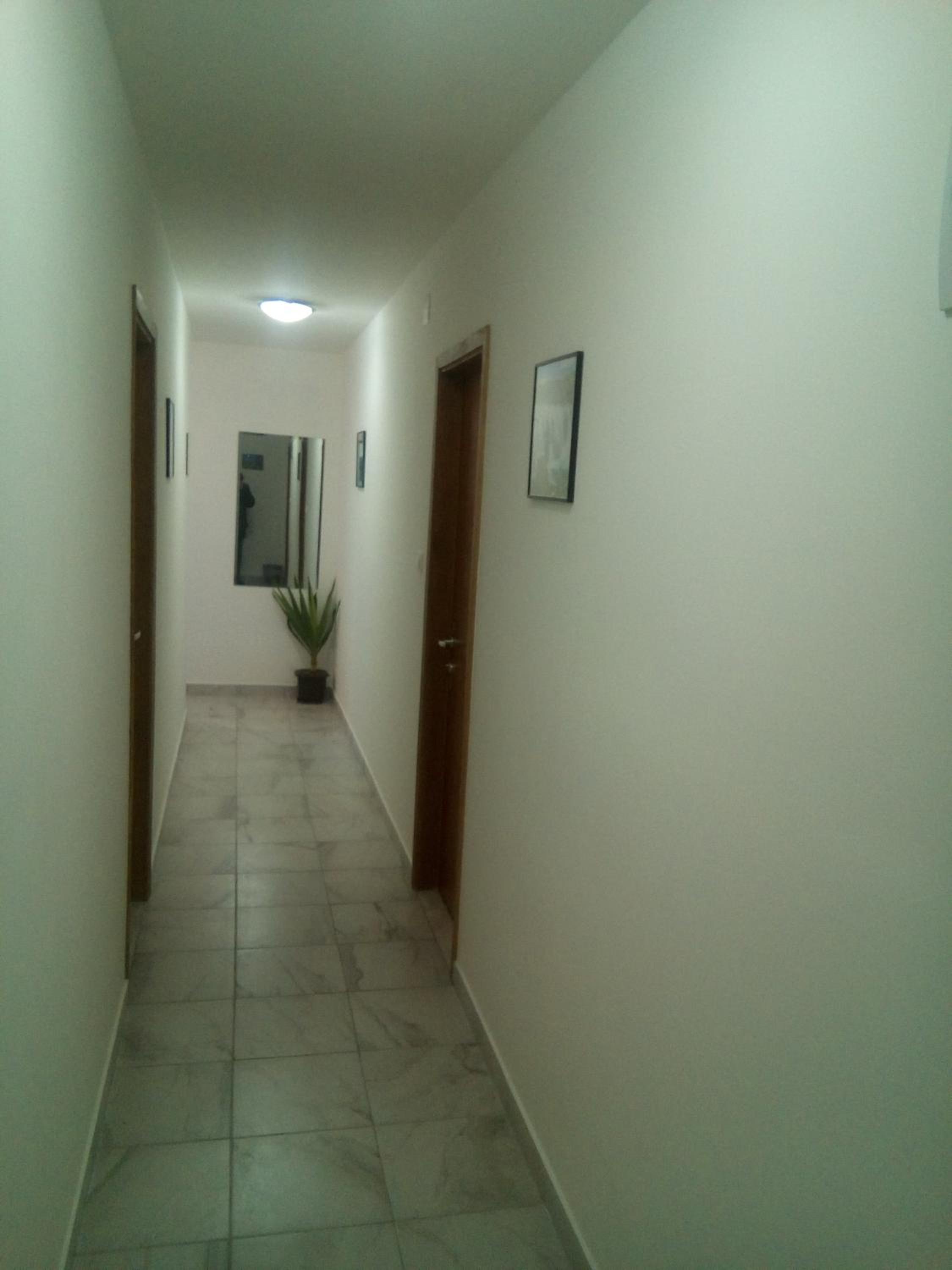Double Room with Private Bathroom - Photo 3