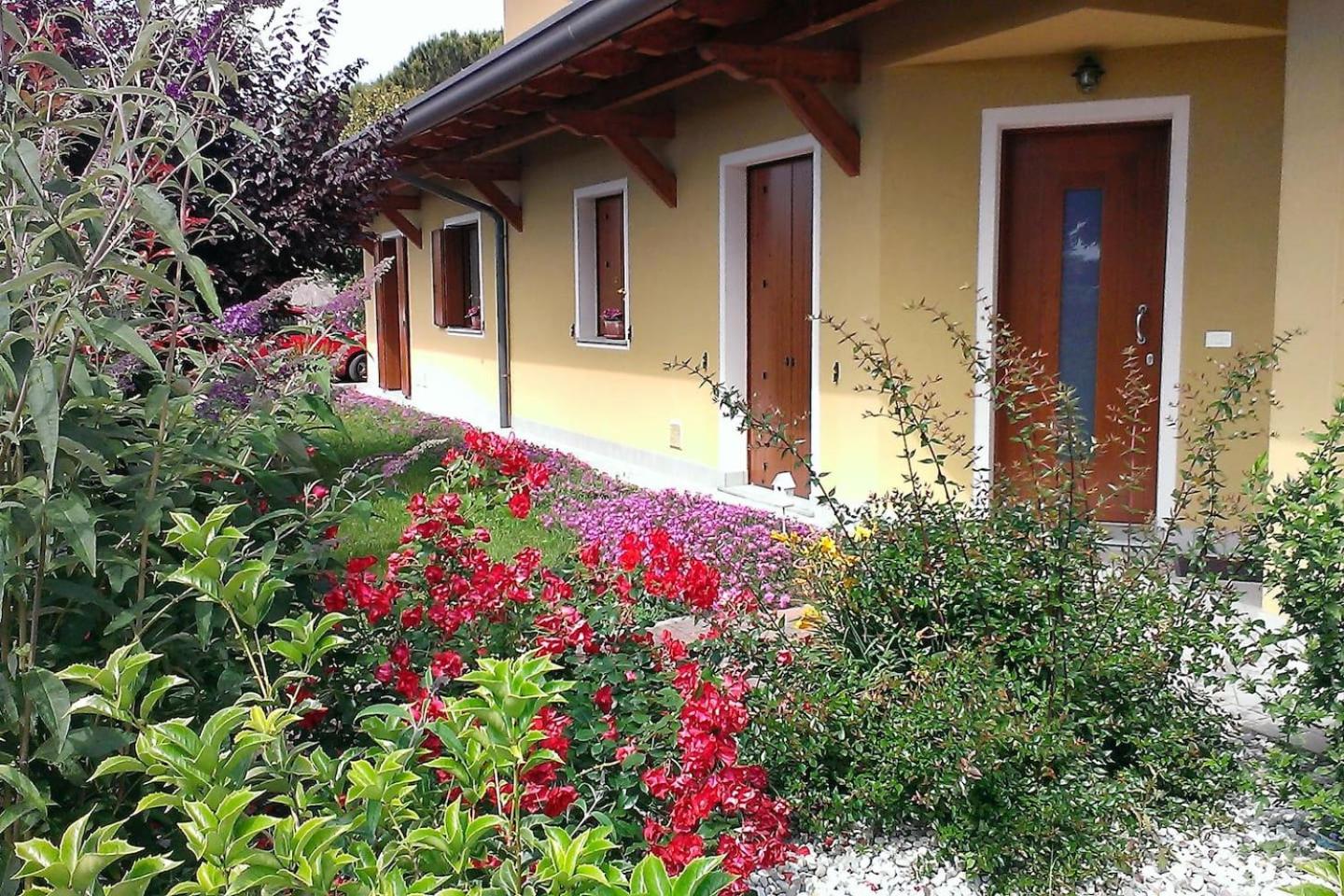 Three-Bedroom House photo 3