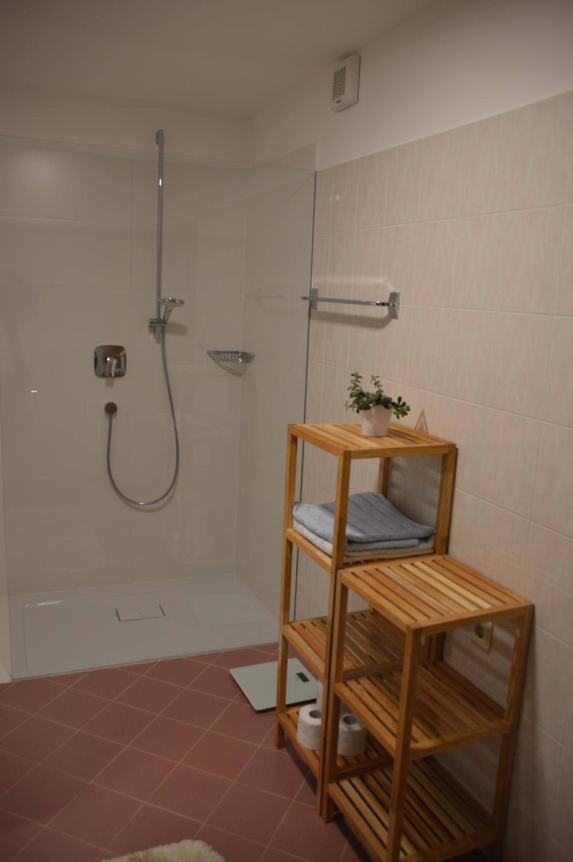 Apartment - Ground Floor photo 3