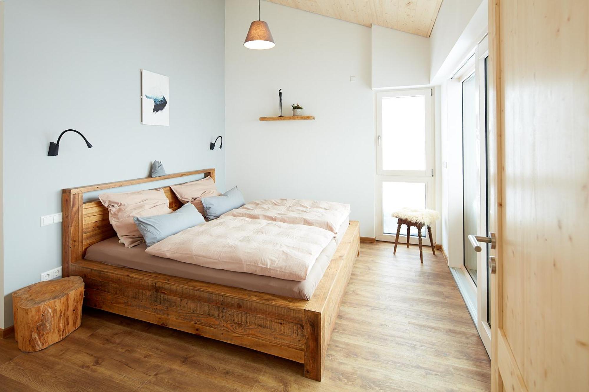 Three-Bedroom House photo 1