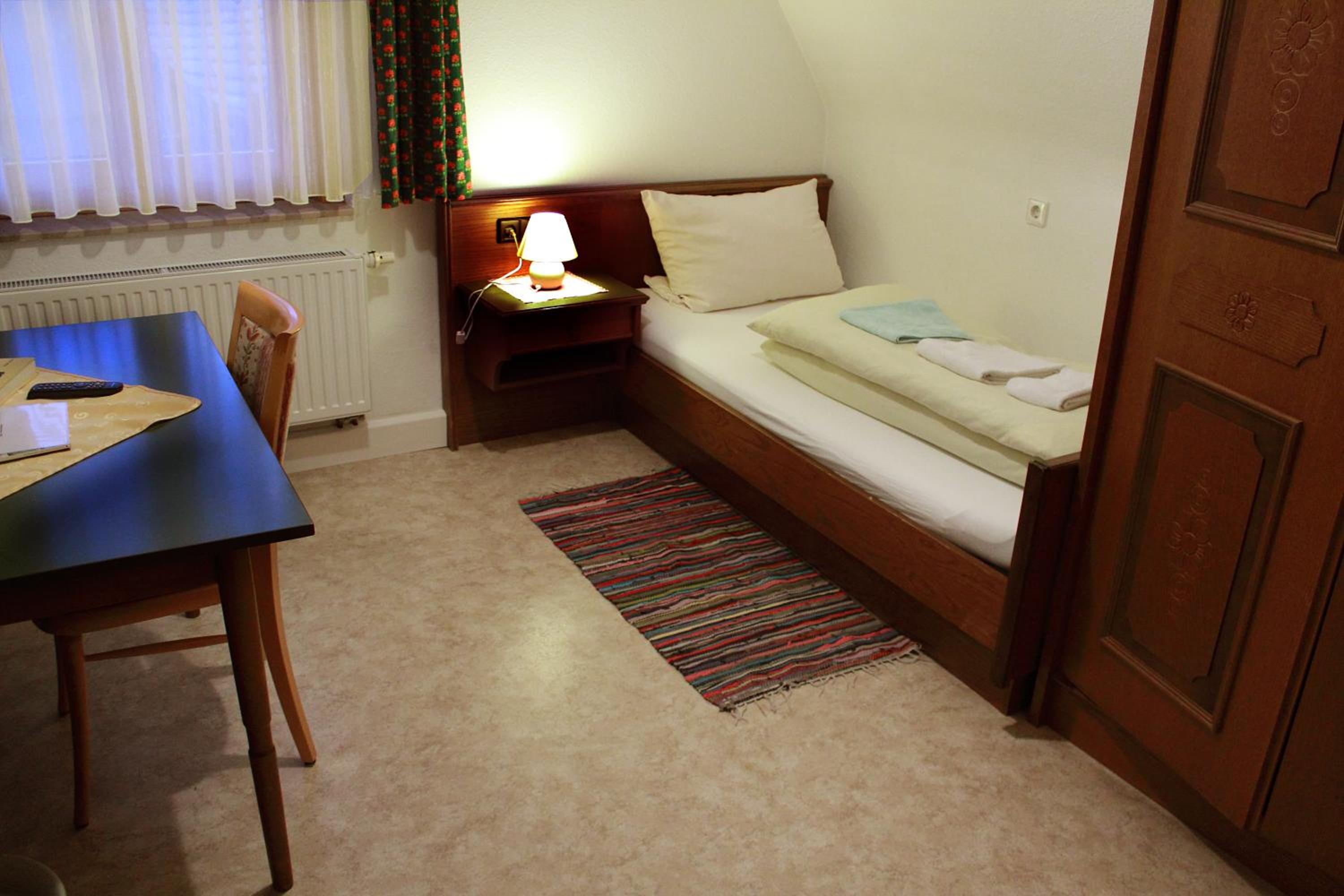 Standard Single Room with Shower photo 1