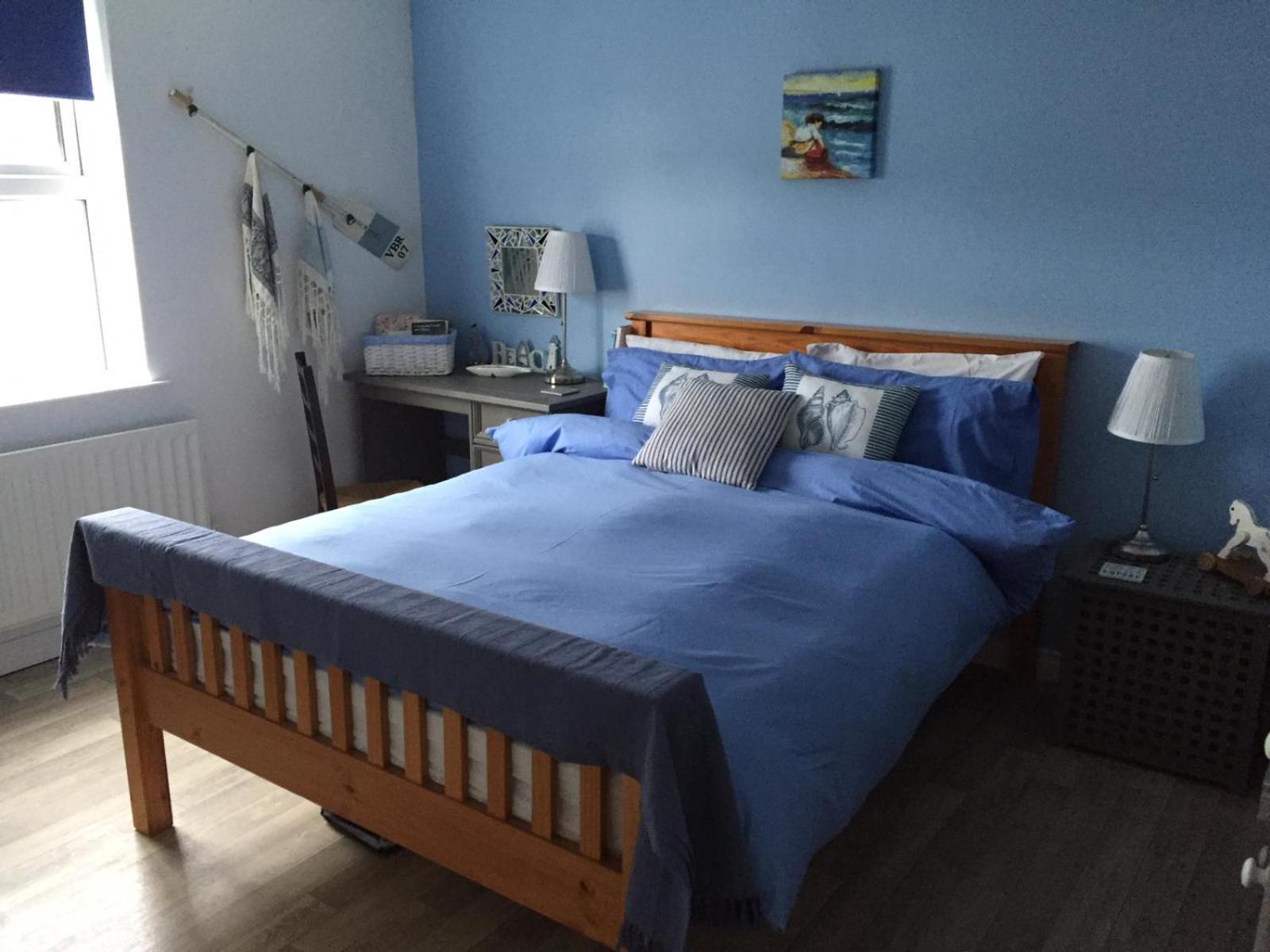 Two-Bedroom House - Photo 17