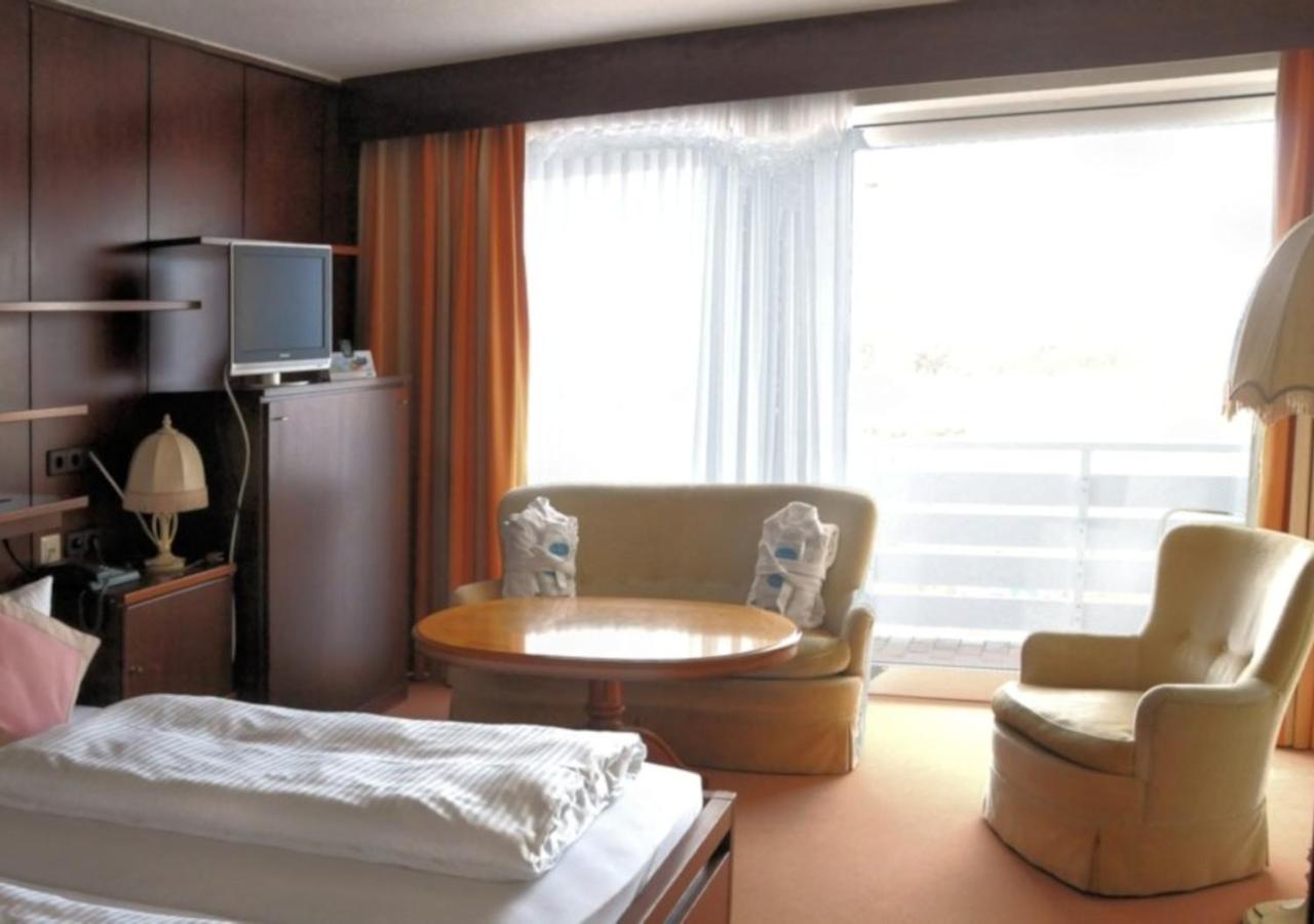 Large Double Room - Photo 2