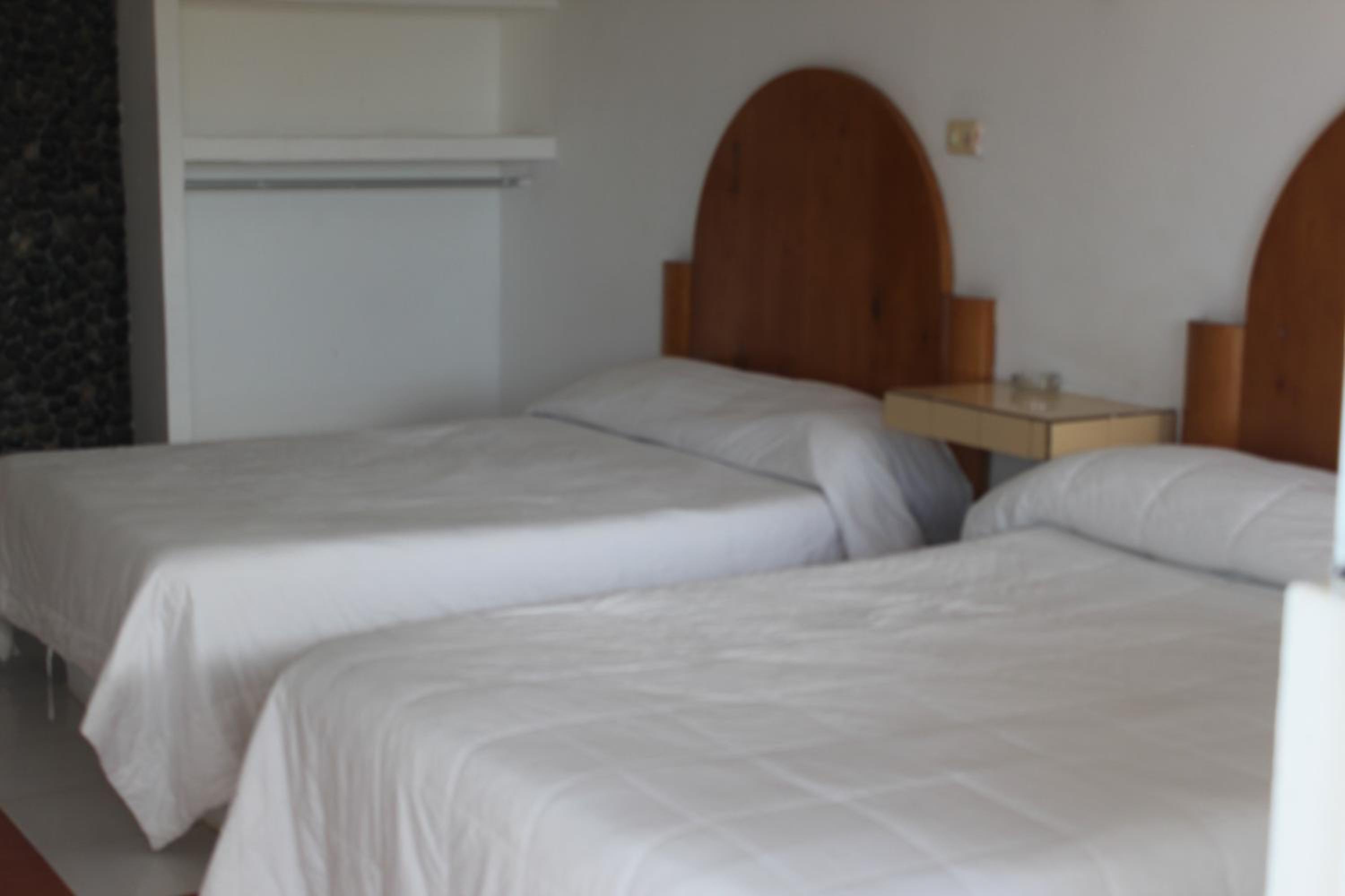 Double Room - Photo 2
