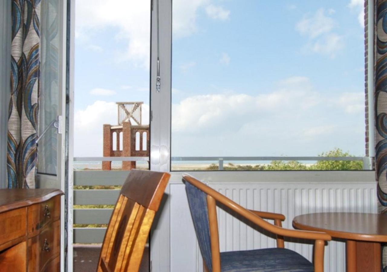 Double Room with Sea View - Photo 3
