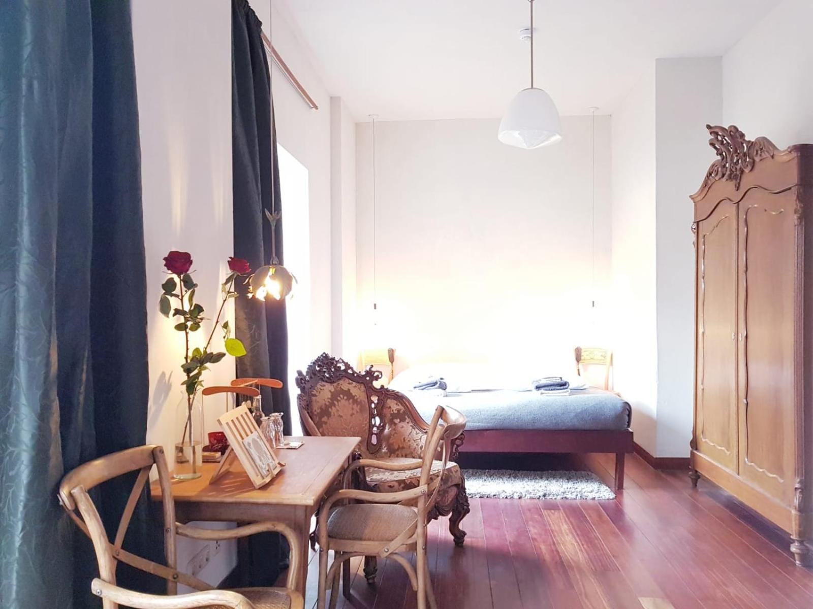 Large Double or Twin Room photo 2