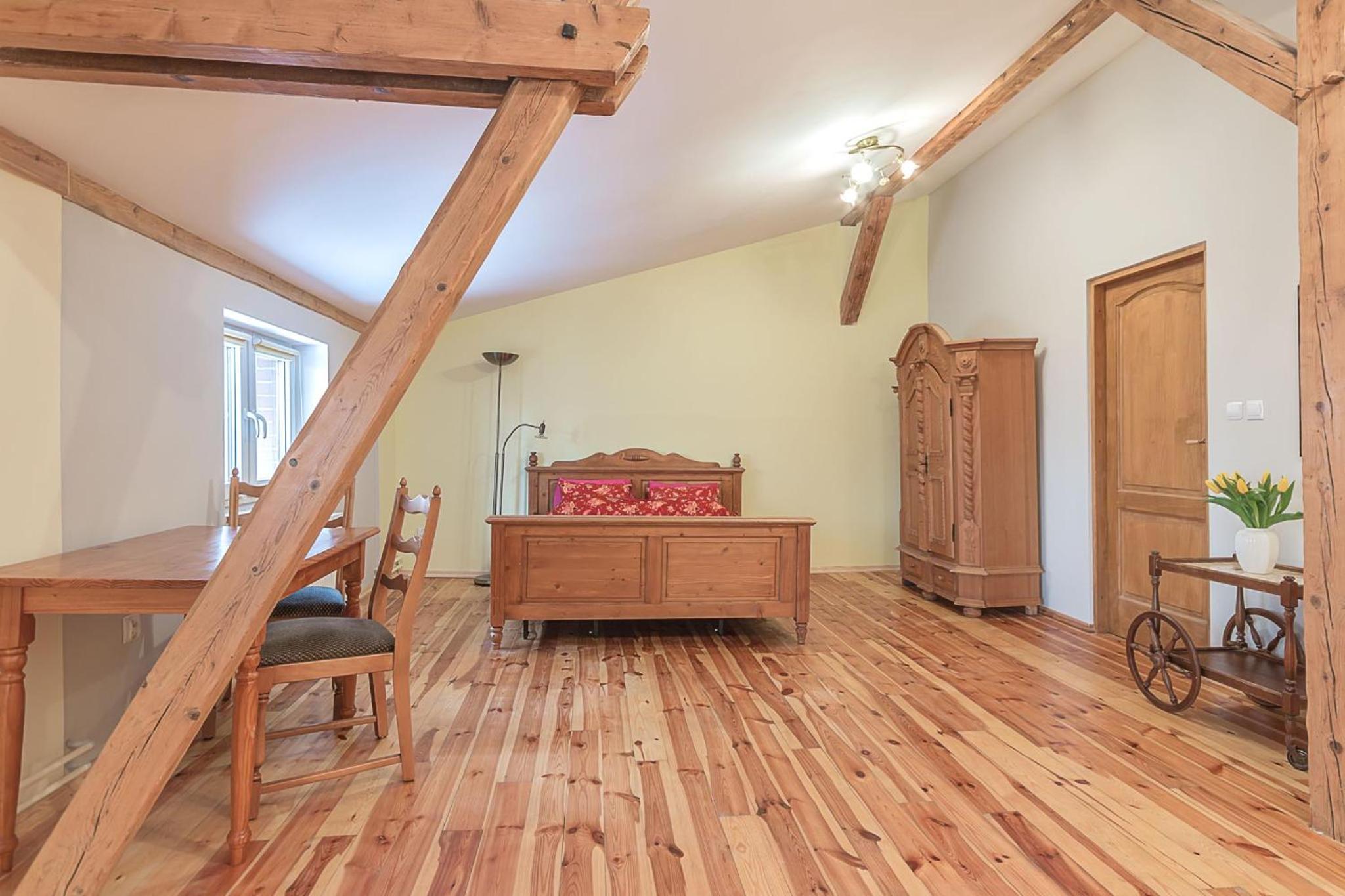 Standard Family Room photo 2