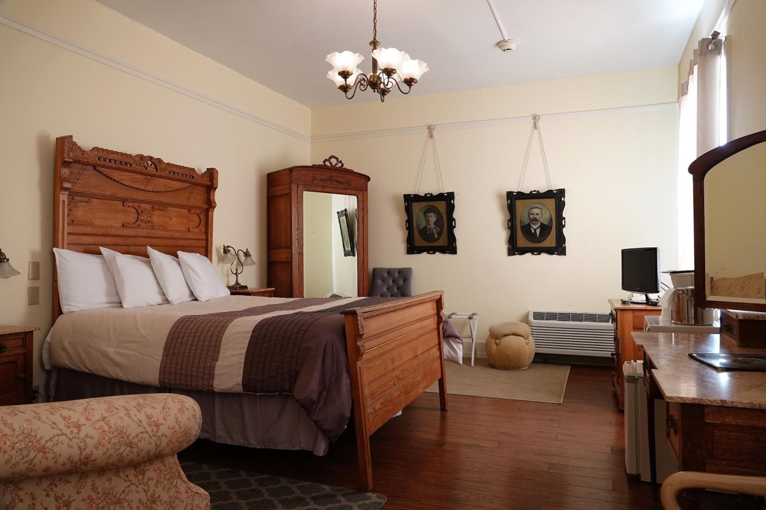 Deluxe Double Room photo 3