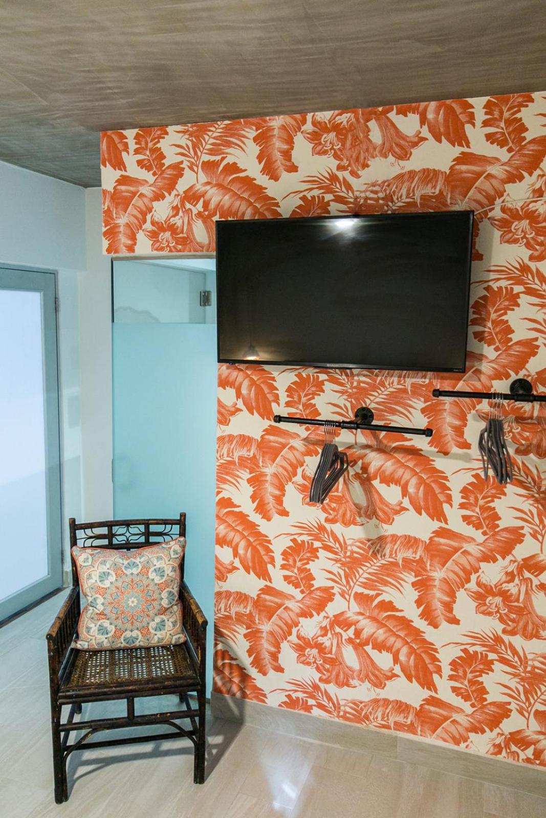 Standard Queen Room photo 3