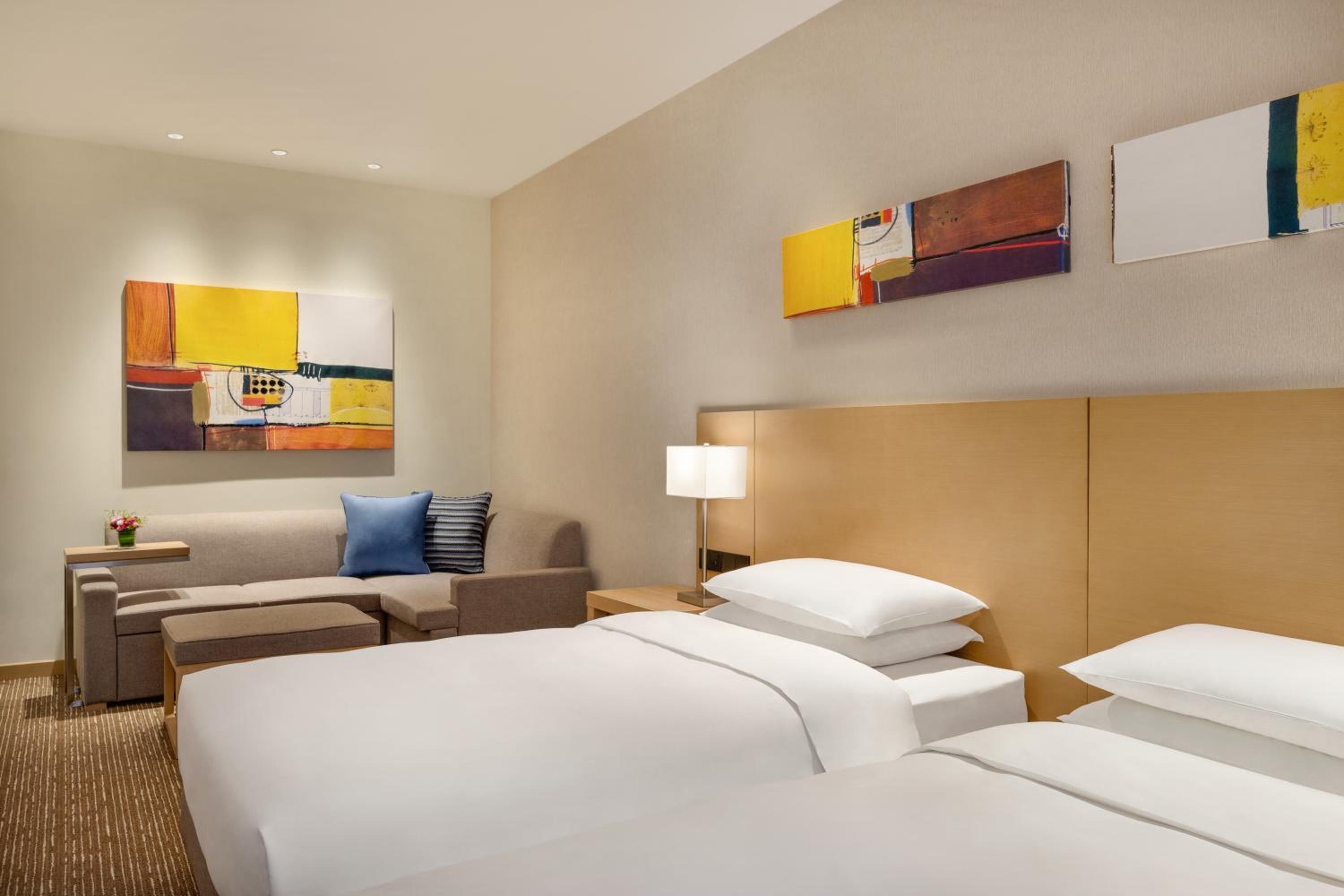Twin Room - Photo 2