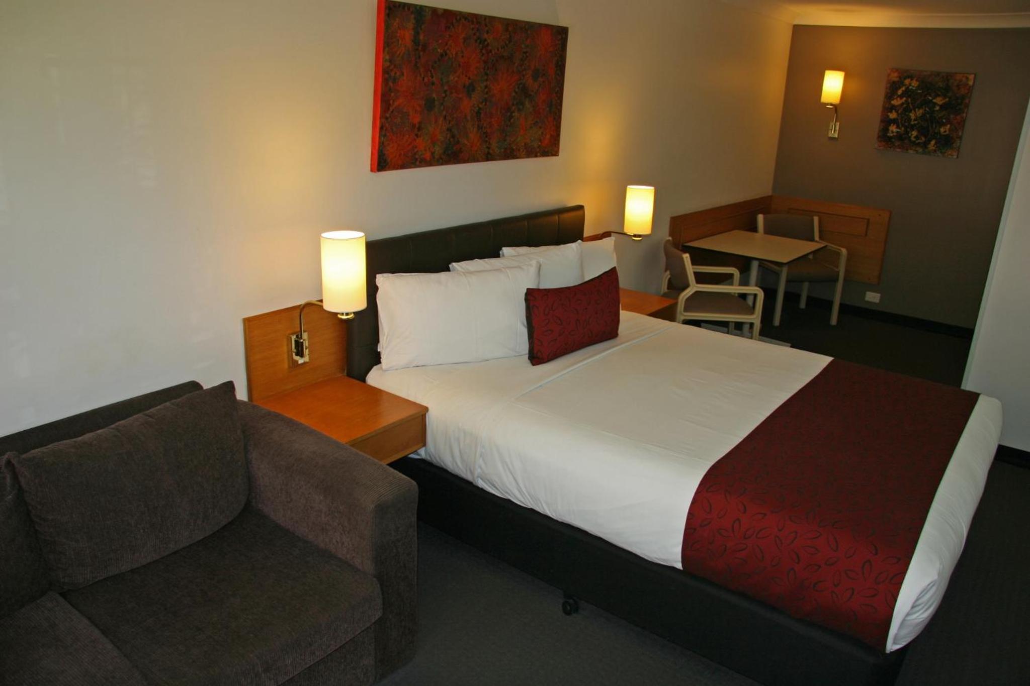 Executive Queen Room - Photo 6