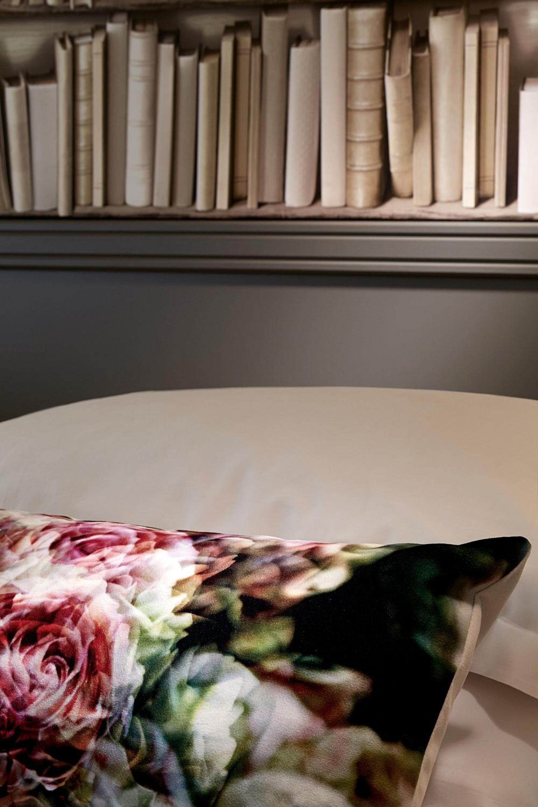 Classic Double or Twin Room - Photo 10