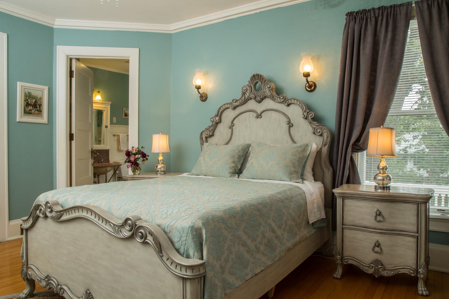 Deluxe Queen Room photo 2
